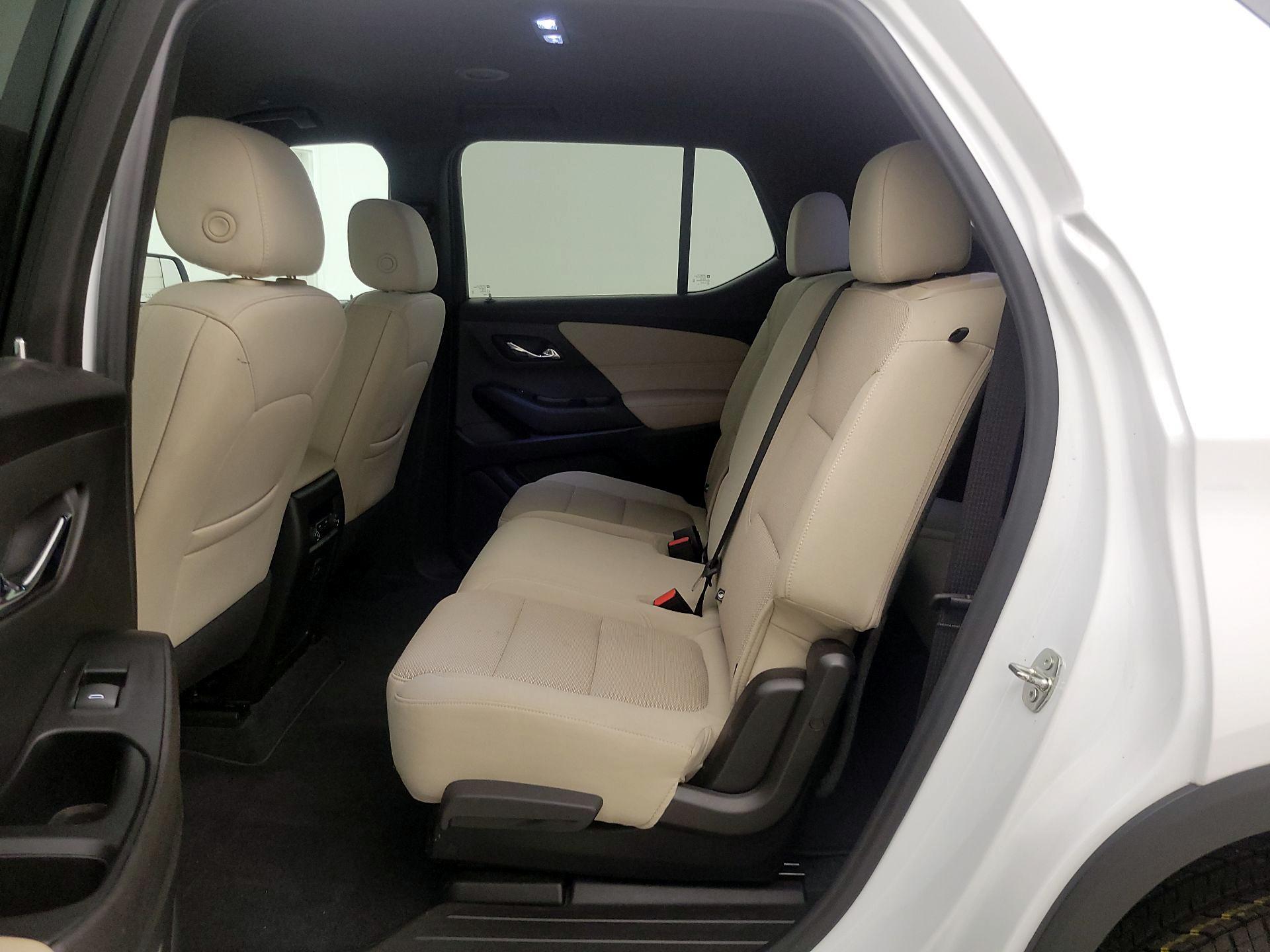 Thumbnail: 2023 Chevrolet Traverse - 19