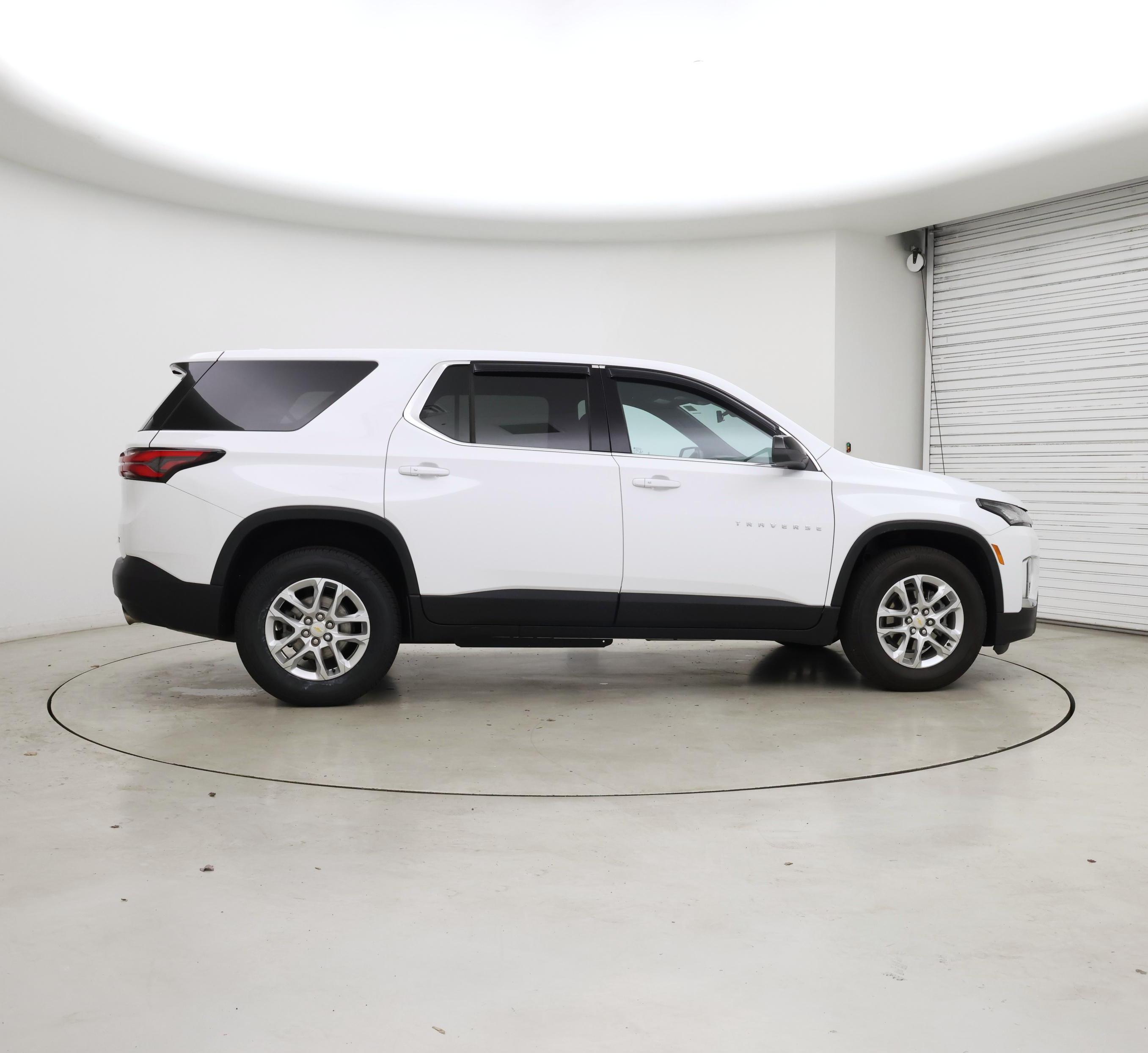 Thumbnail: 2023 Chevrolet Traverse - 7