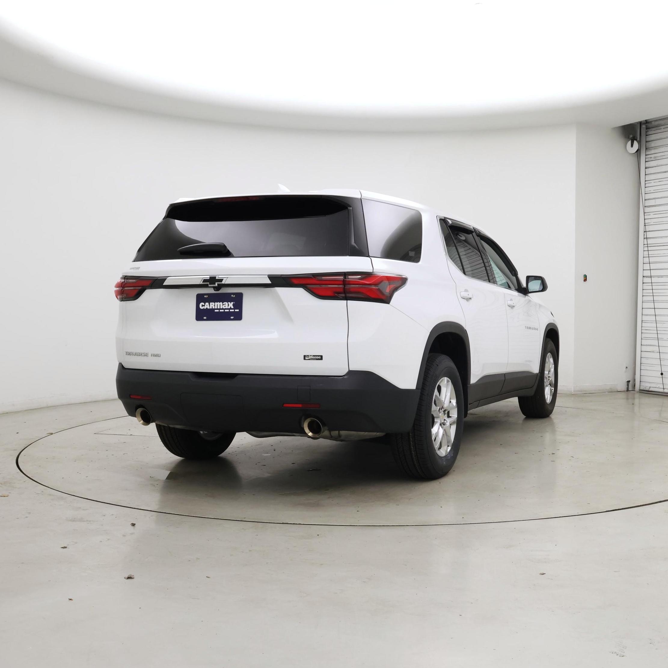 Thumbnail: 2023 Chevrolet Traverse - 8