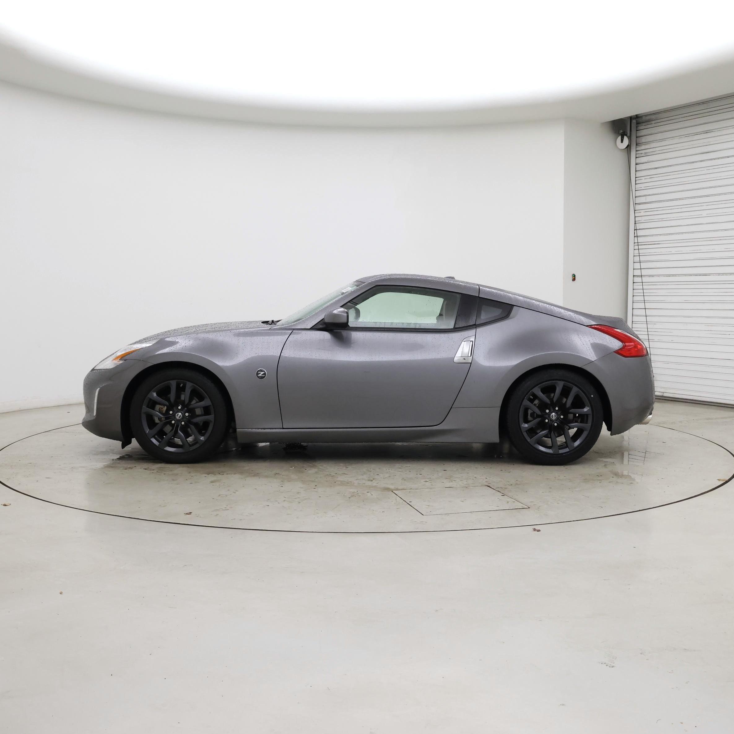 Thumbnail: 2016 Nissan Z - 3