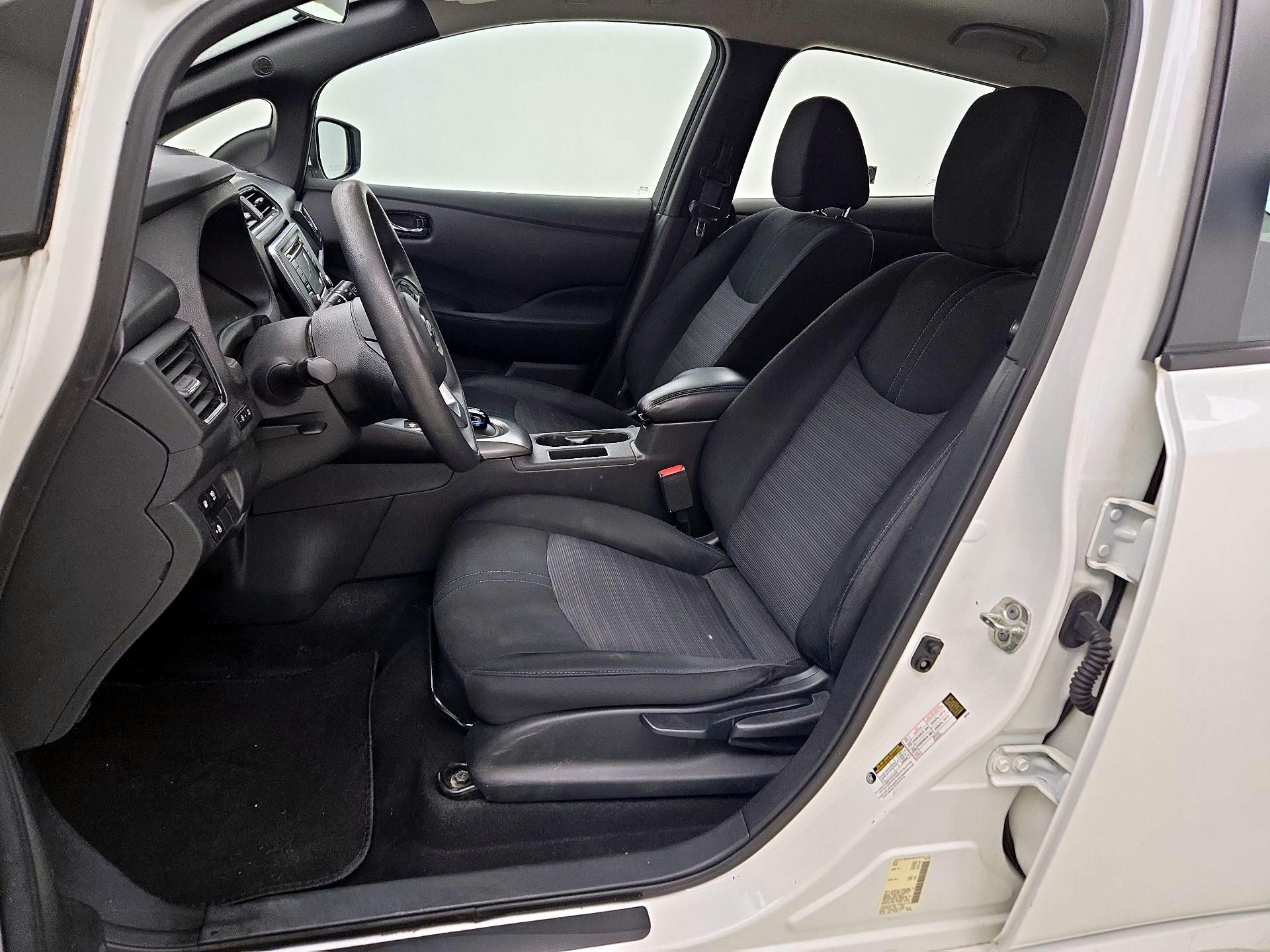 Thumbnail: 2019 Nissan Leaf - 11