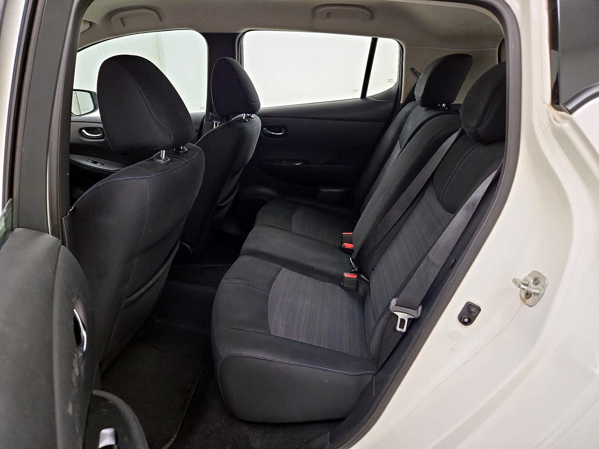 Thumbnail: 2019 Nissan Leaf - 19