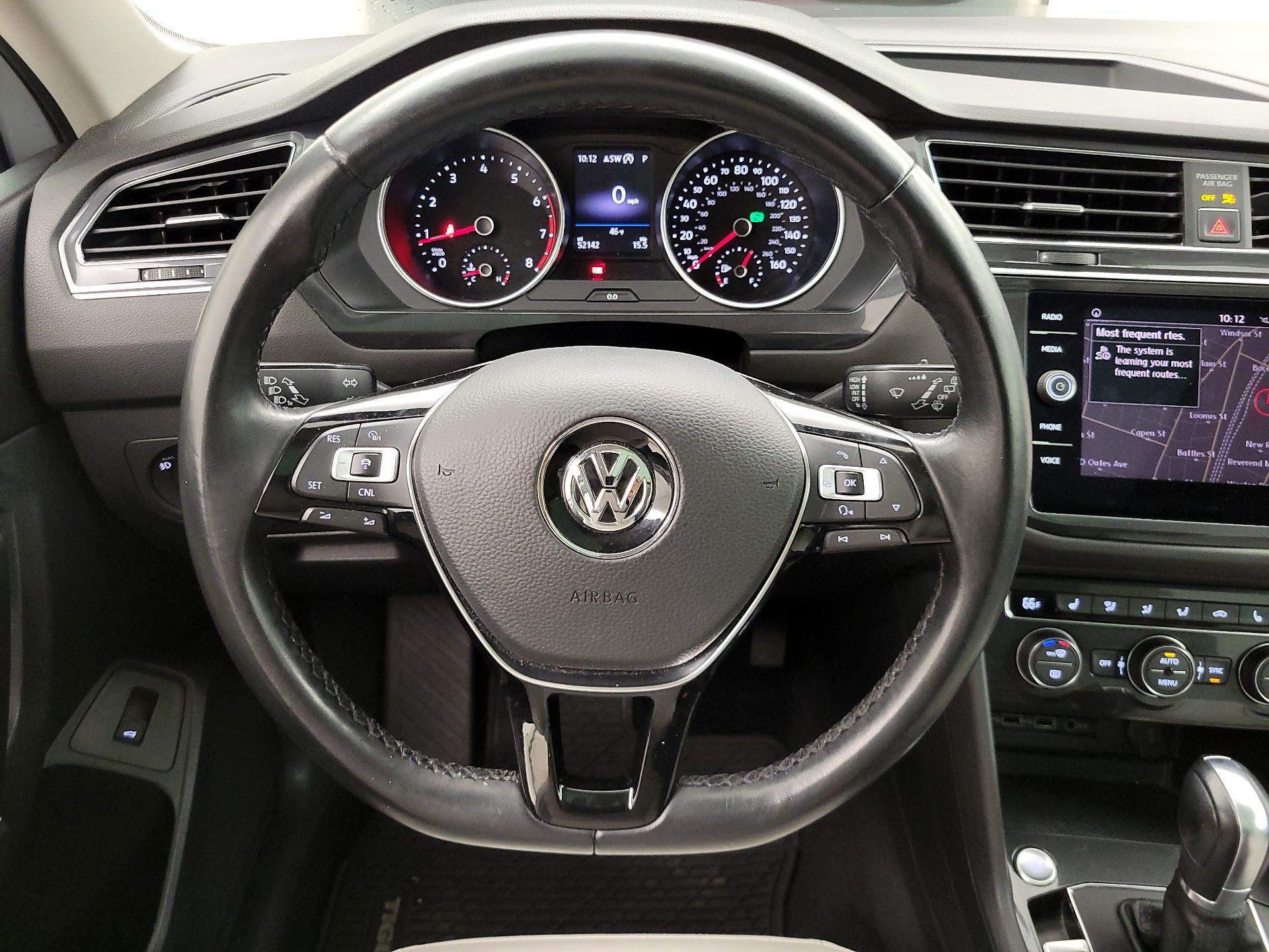 Thumbnail: 2018 Volkswagen Tiguan - 10