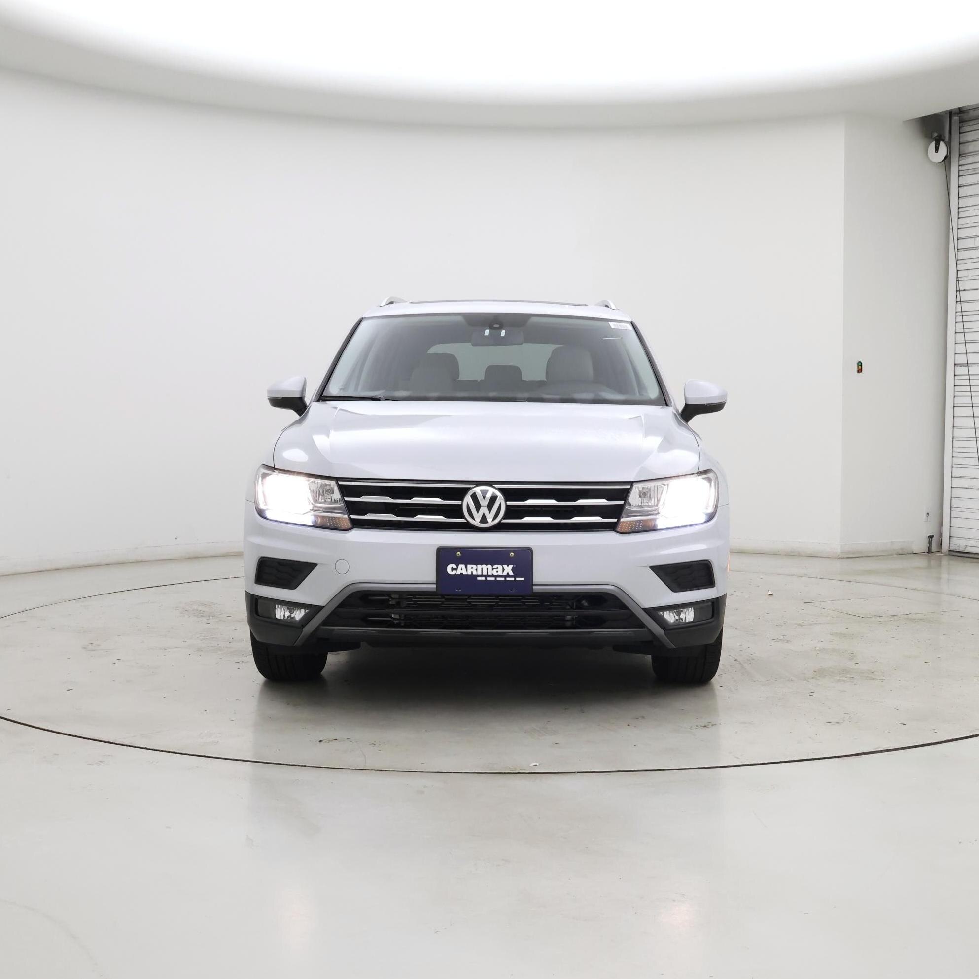 Thumbnail: 2018 Volkswagen Tiguan - 5