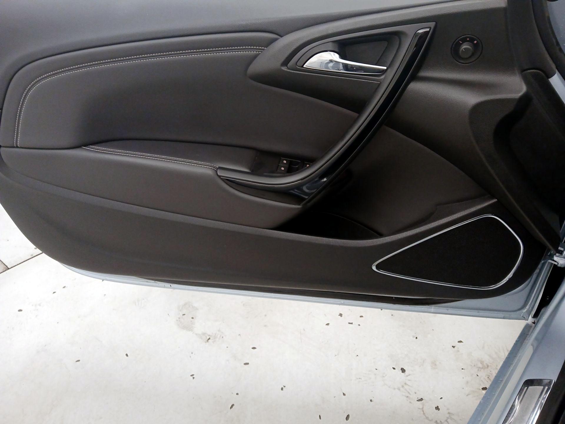 Thumbnail: 2019 Buick Cascada - 12