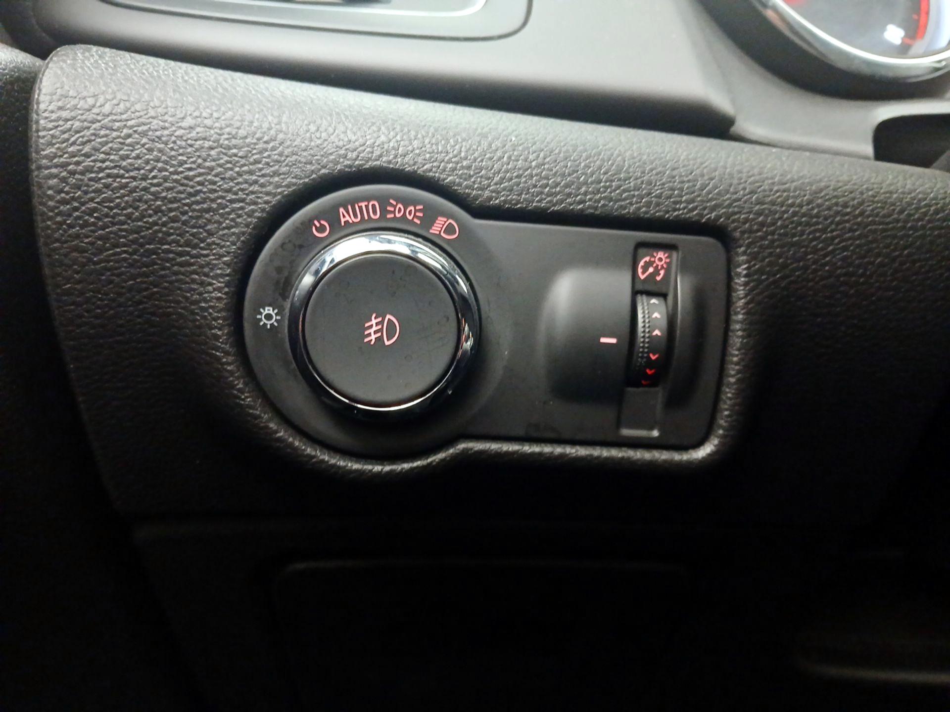 Thumbnail: 2019 Buick Cascada - 13