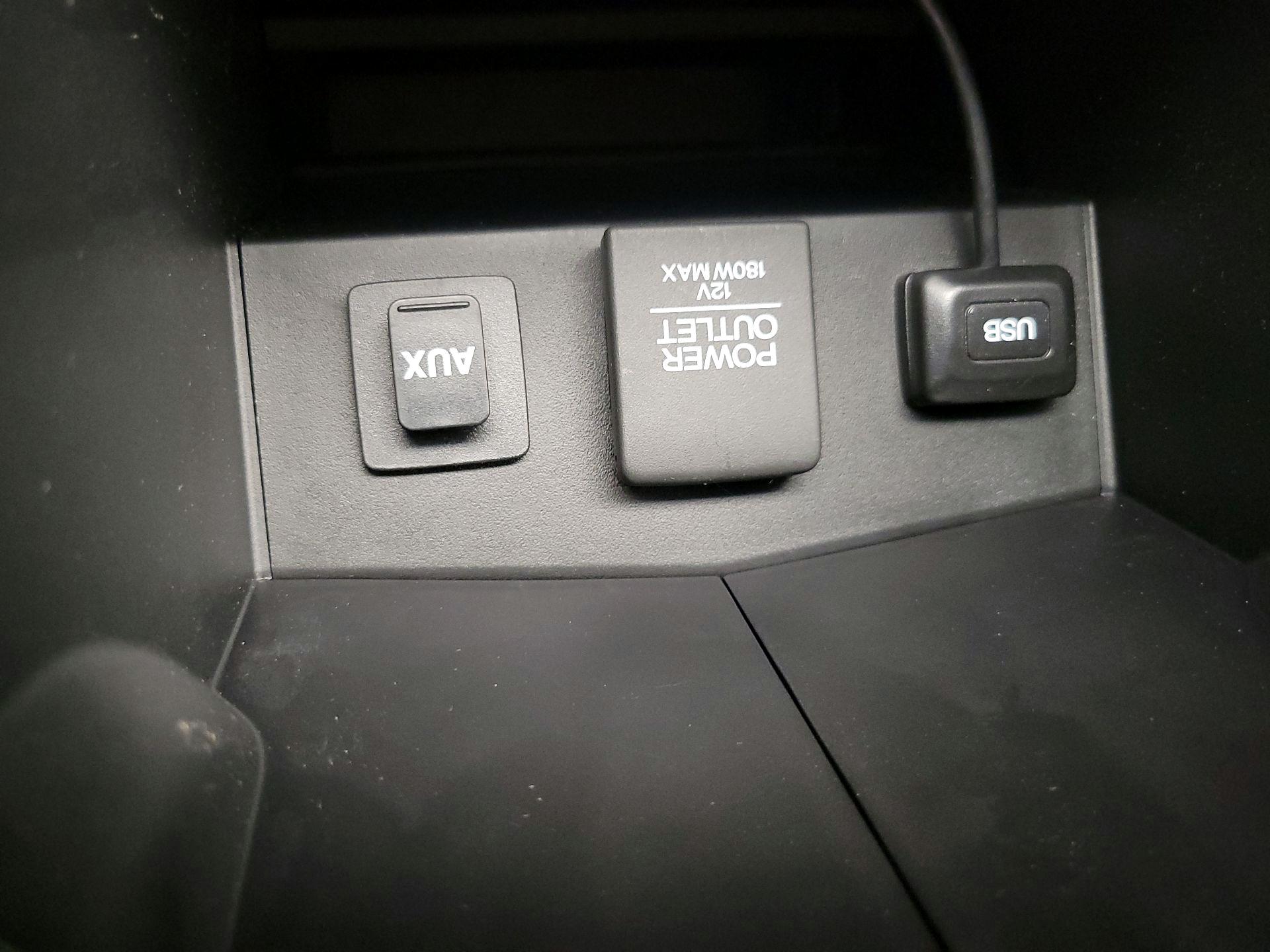 Thumbnail: 2016 Honda CR-V - 18