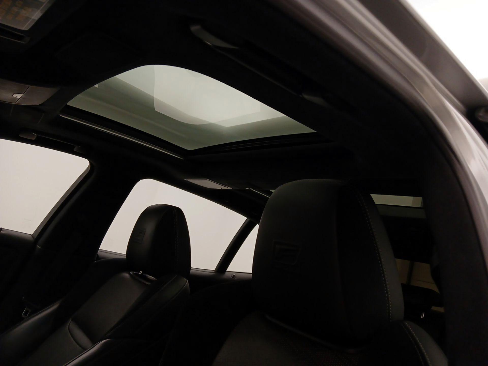 Thumbnail: 2018 Lexus LS - 20