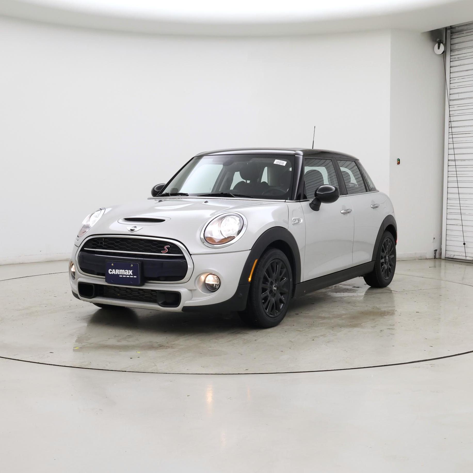 Thumbnail: 2018 MINI Cooper Hardtop - 4