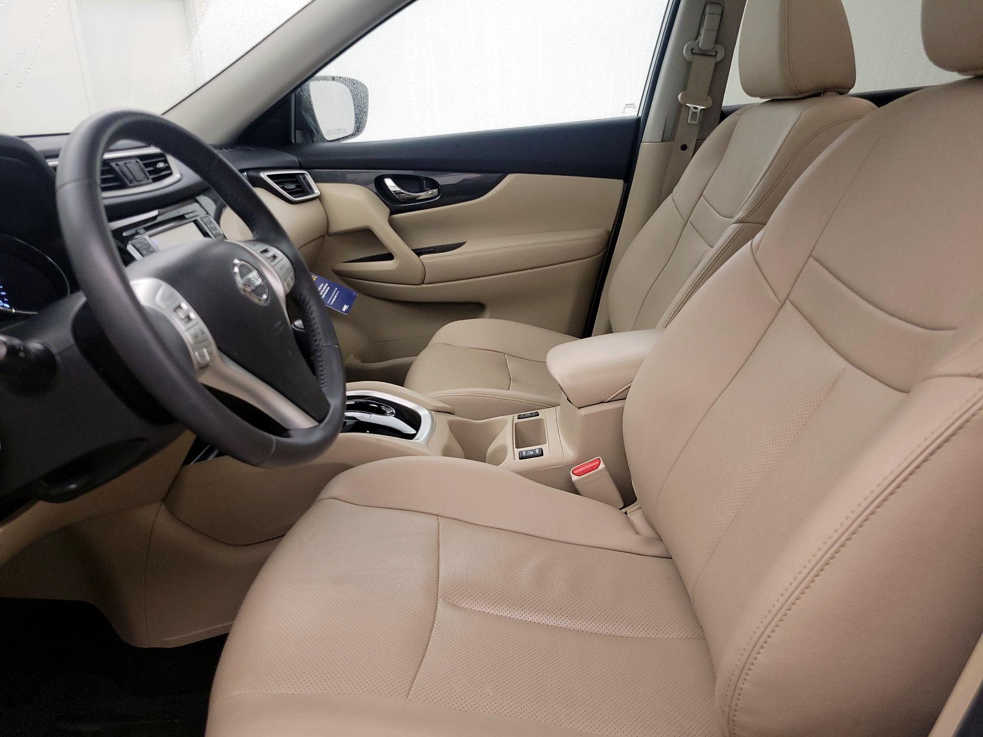 Thumbnail: 2016 Nissan Rogue - 11