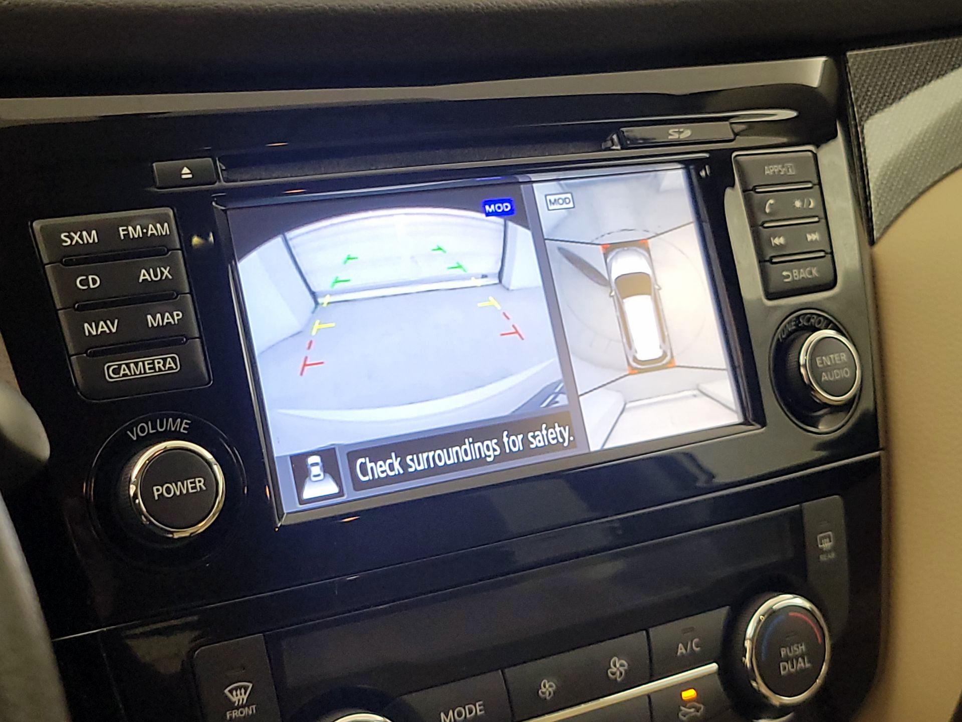 Thumbnail: 2016 Nissan Rogue - 15