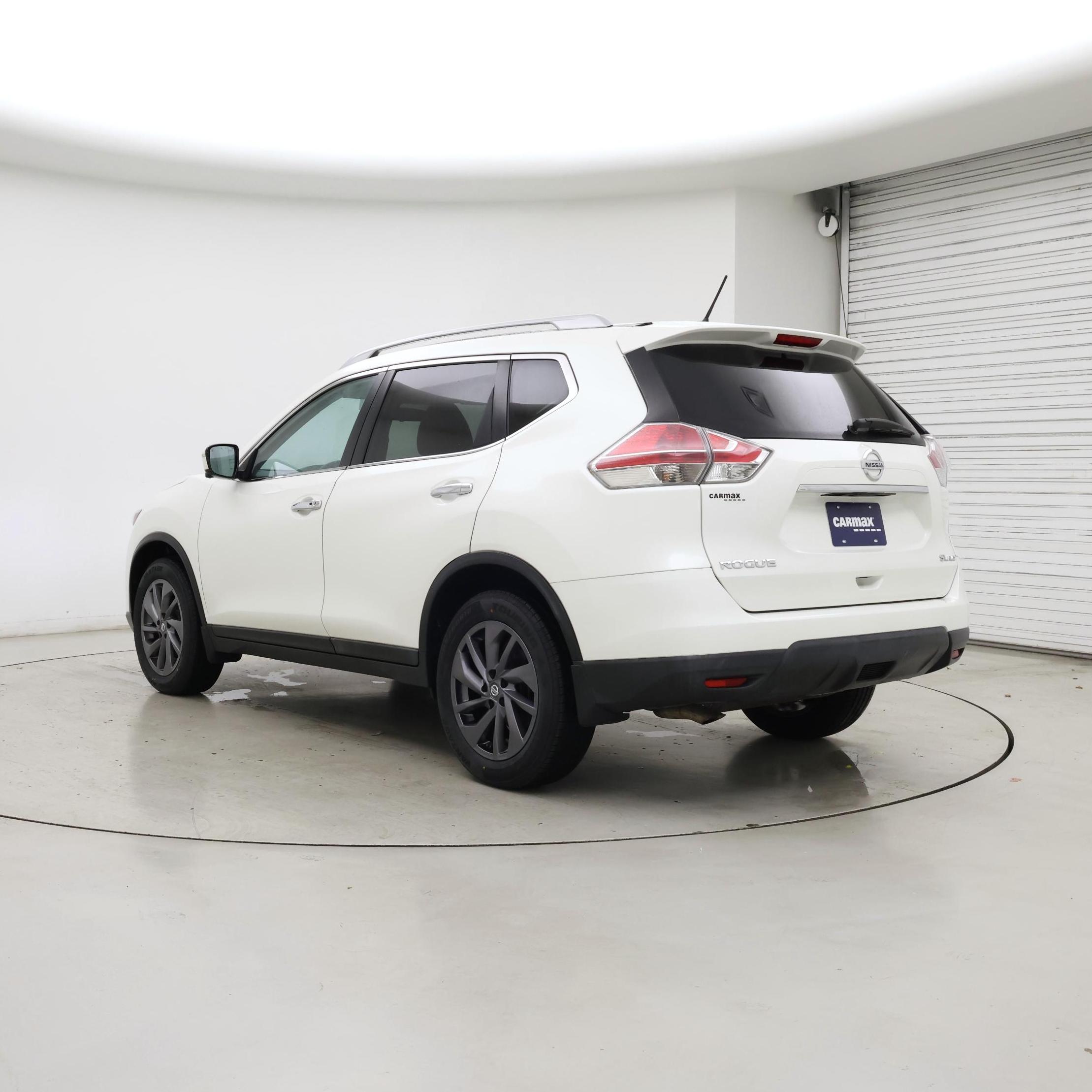 Thumbnail: 2016 Nissan Rogue - 2