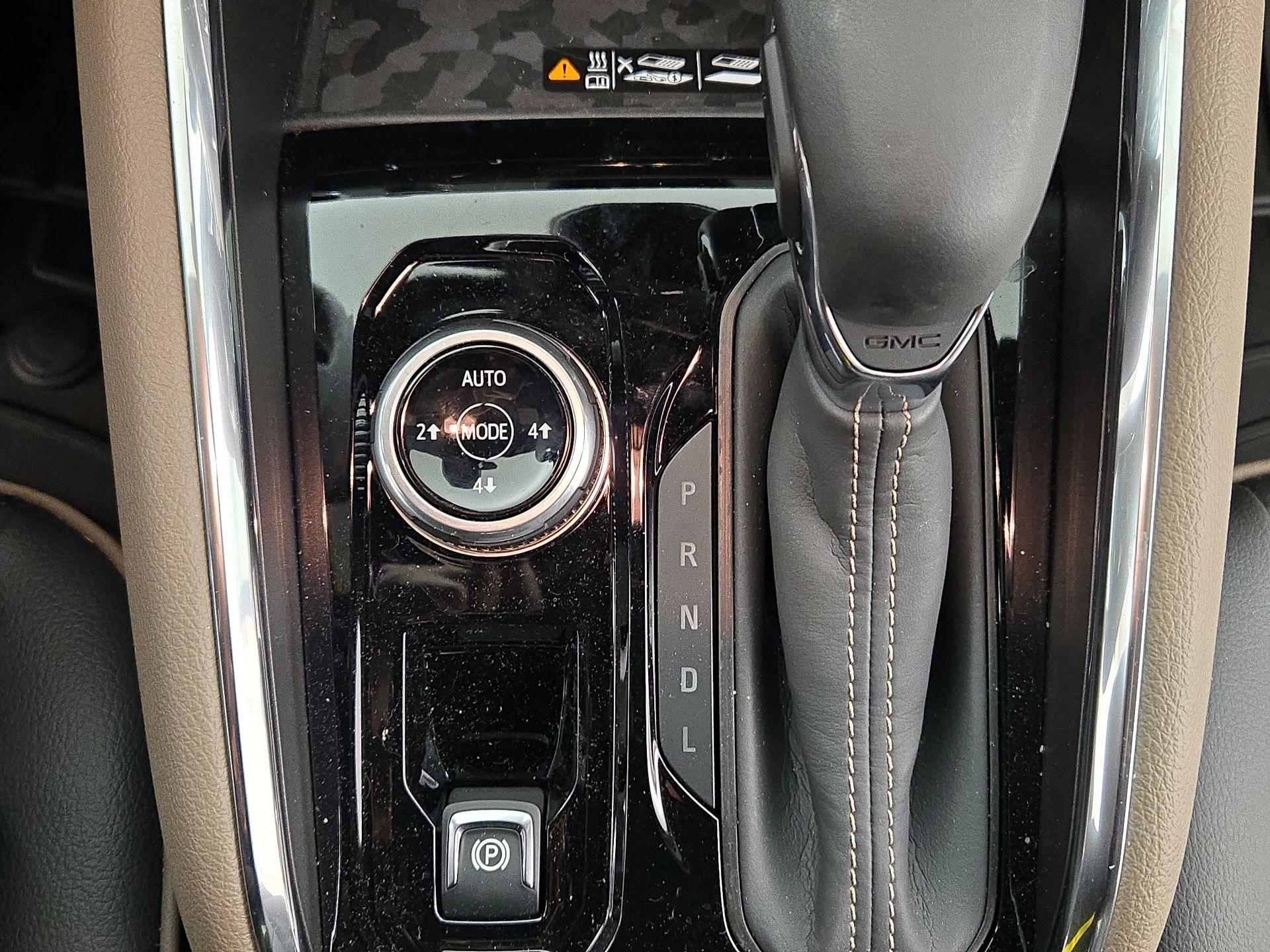 Thumbnail: 2024 GMC Canyon - 18