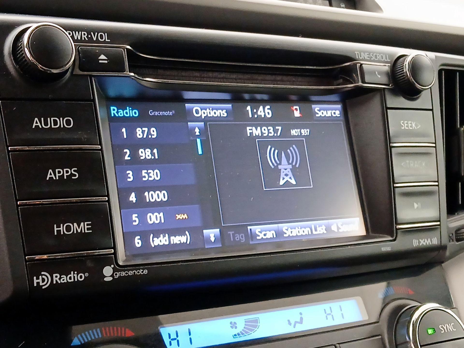 Thumbnail: 2017 Toyota RAV4 - 15