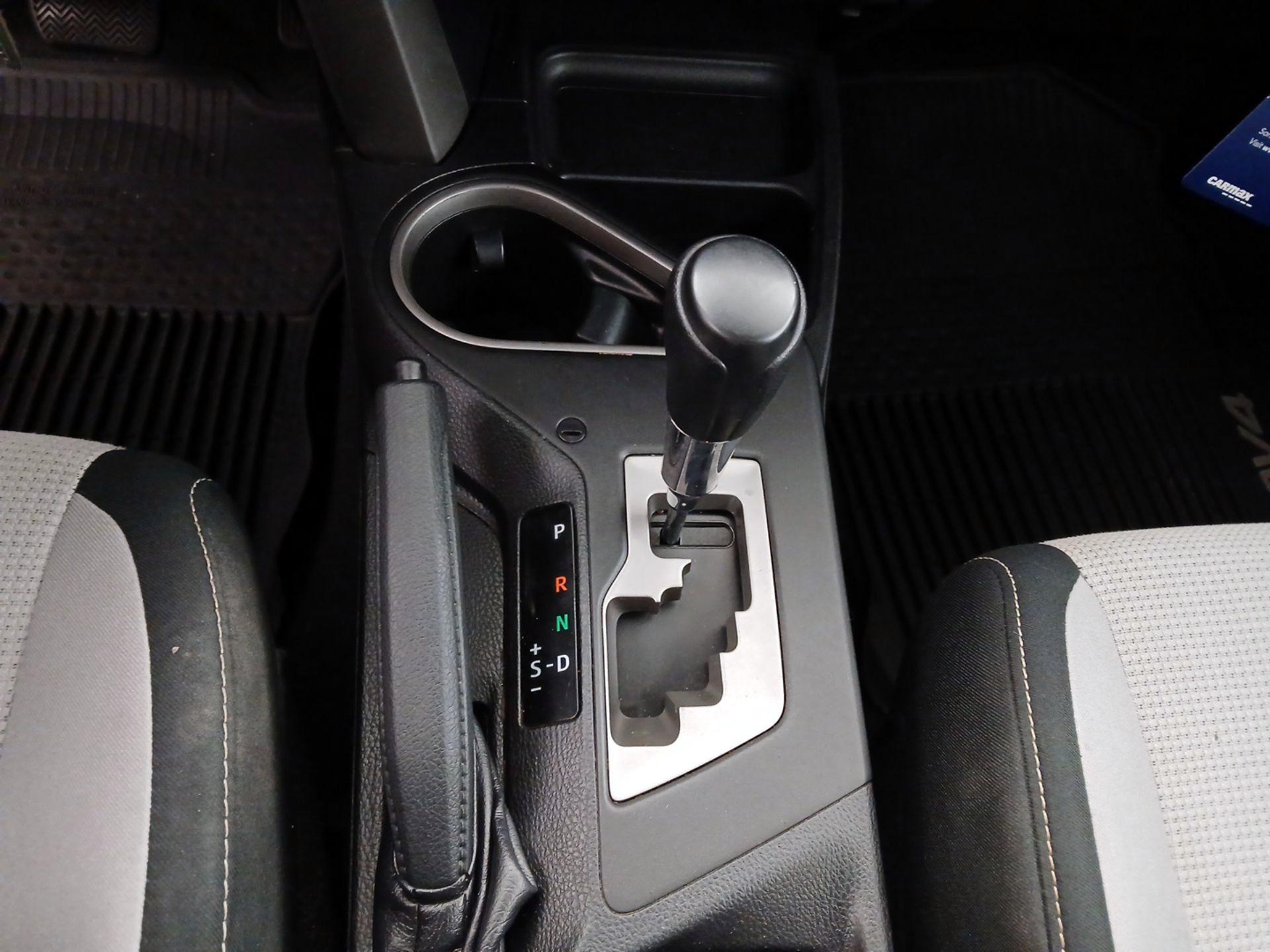 Thumbnail: 2017 Toyota RAV4 - 17