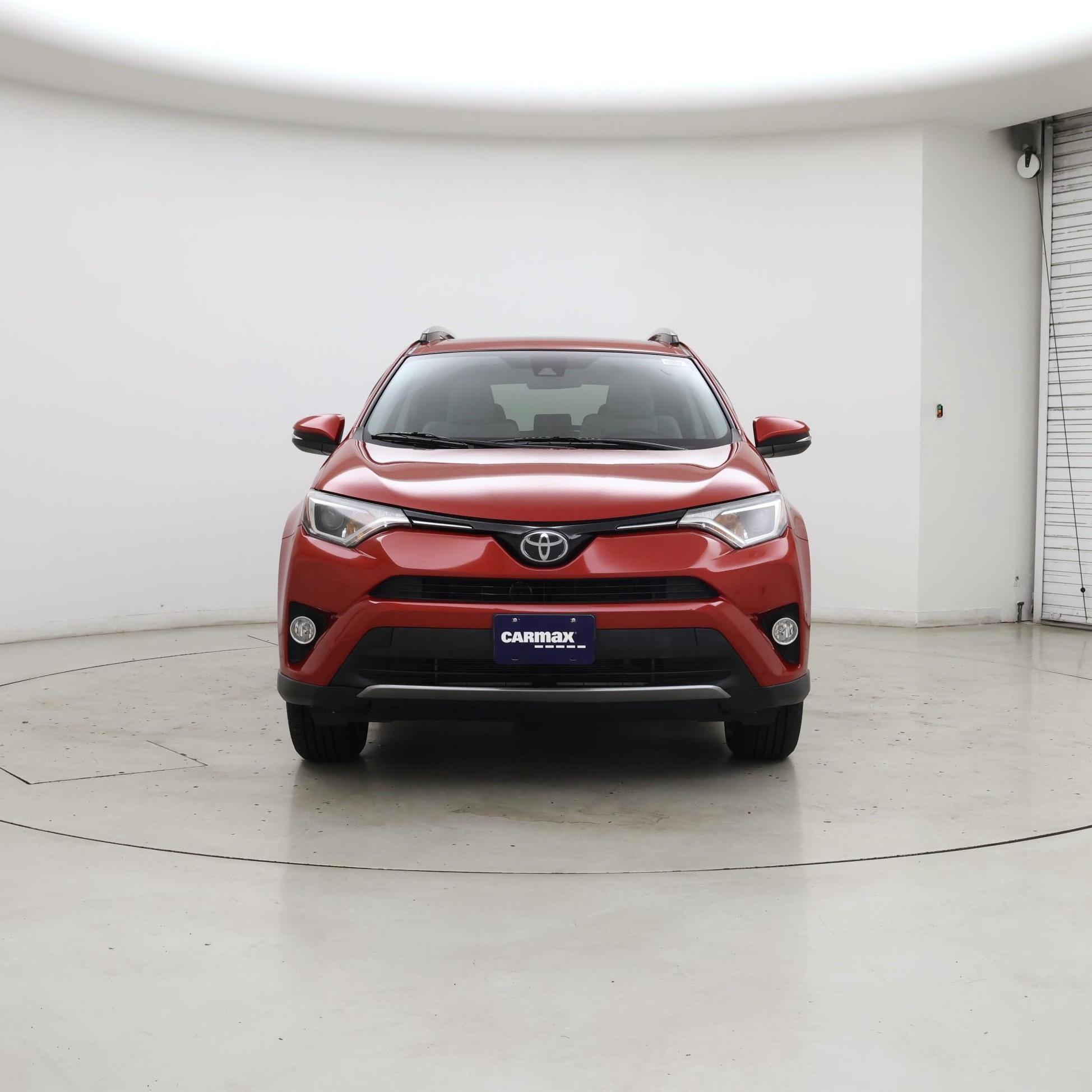 Thumbnail: 2017 Toyota RAV4 - 5