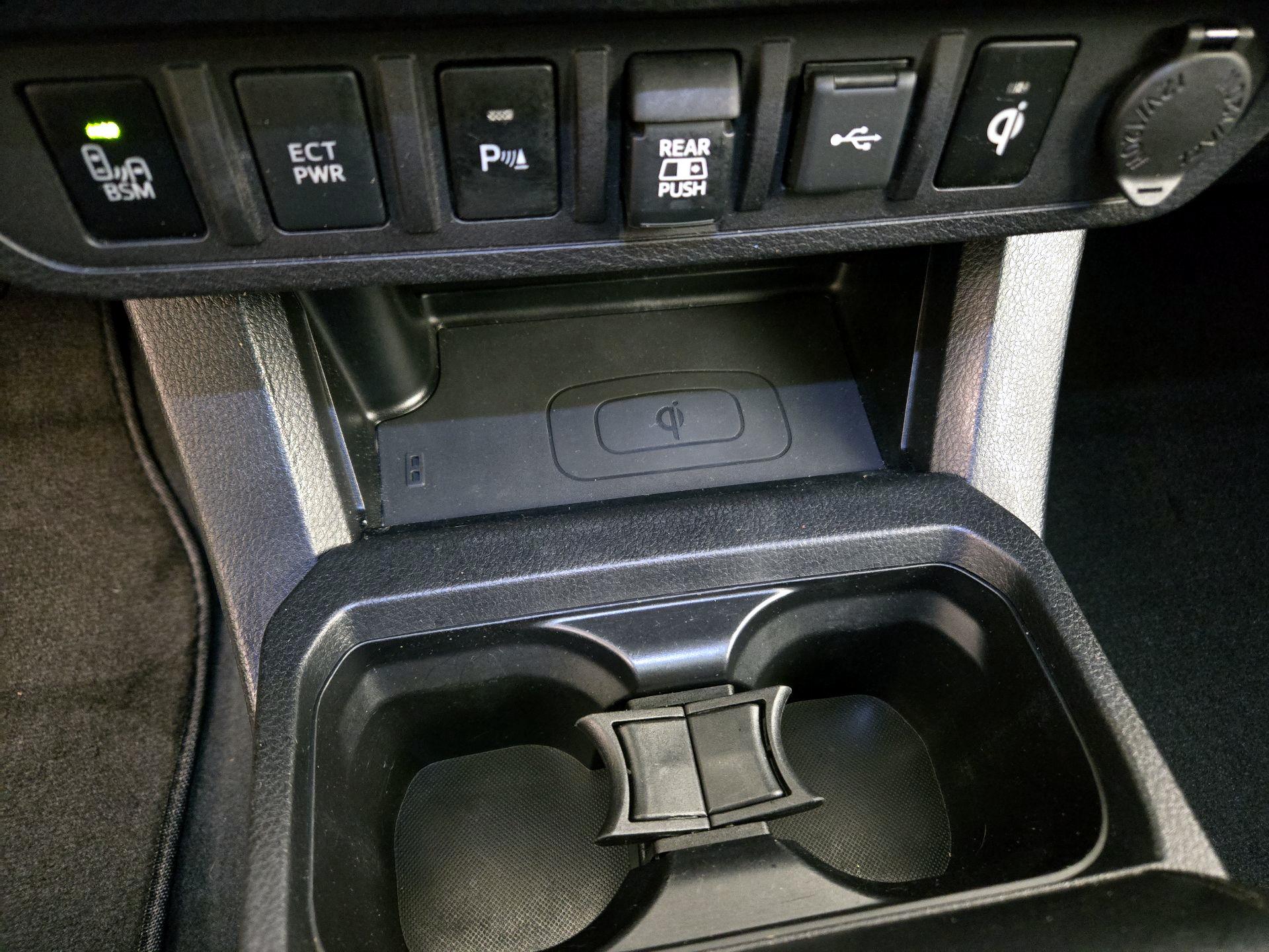 Thumbnail: 2020 Toyota Tacoma - 18