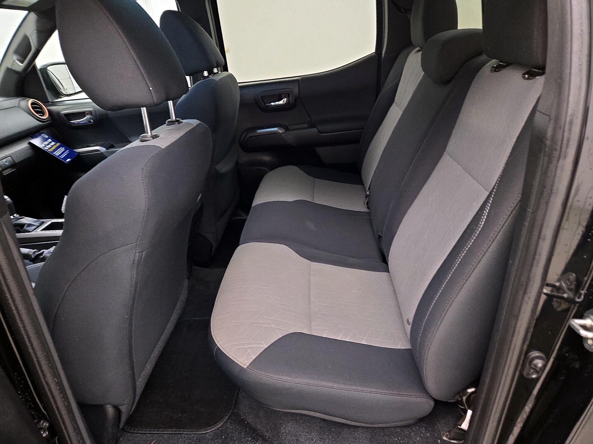 Thumbnail: 2020 Toyota Tacoma - 19