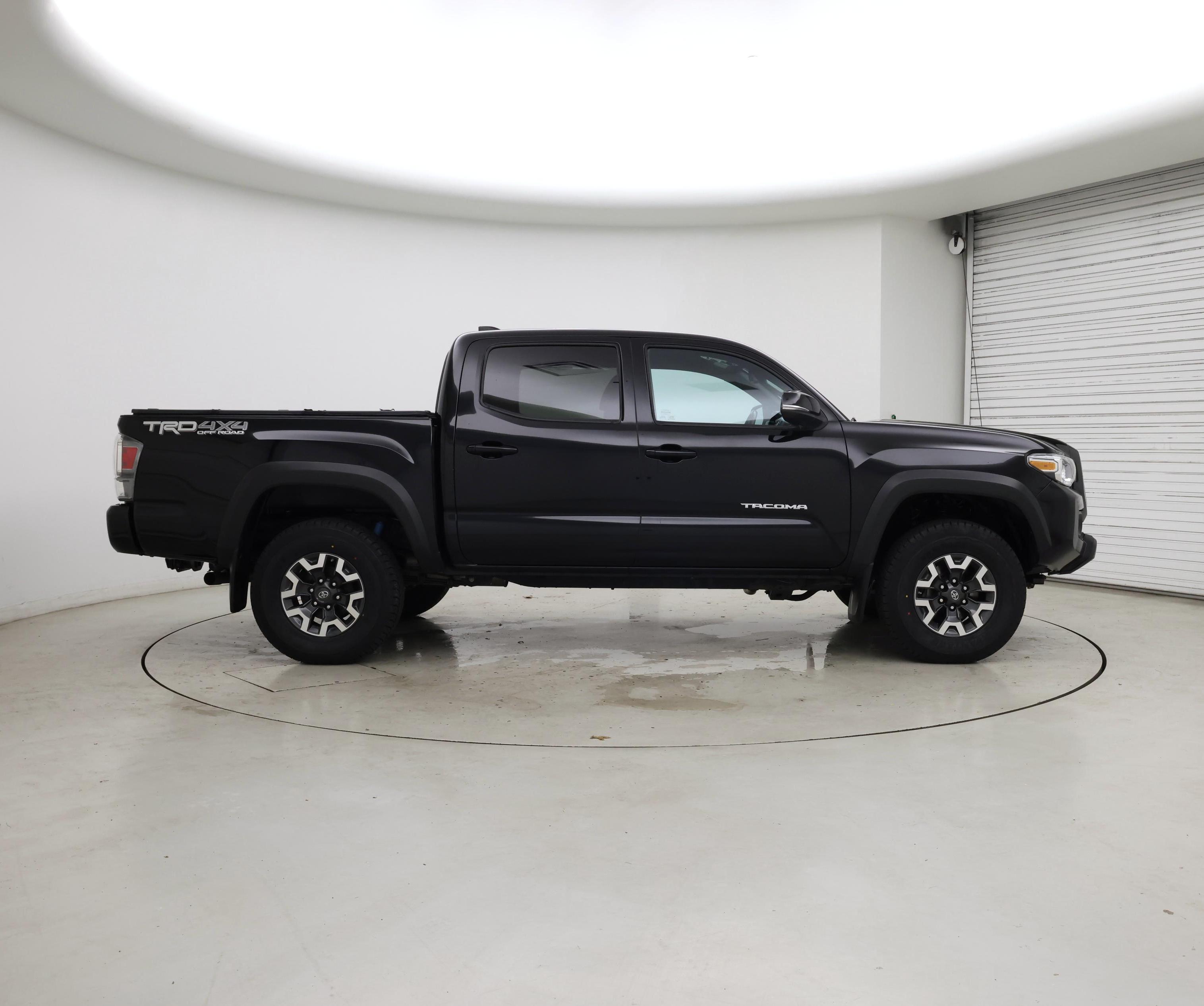 Thumbnail: 2020 Toyota Tacoma - 7