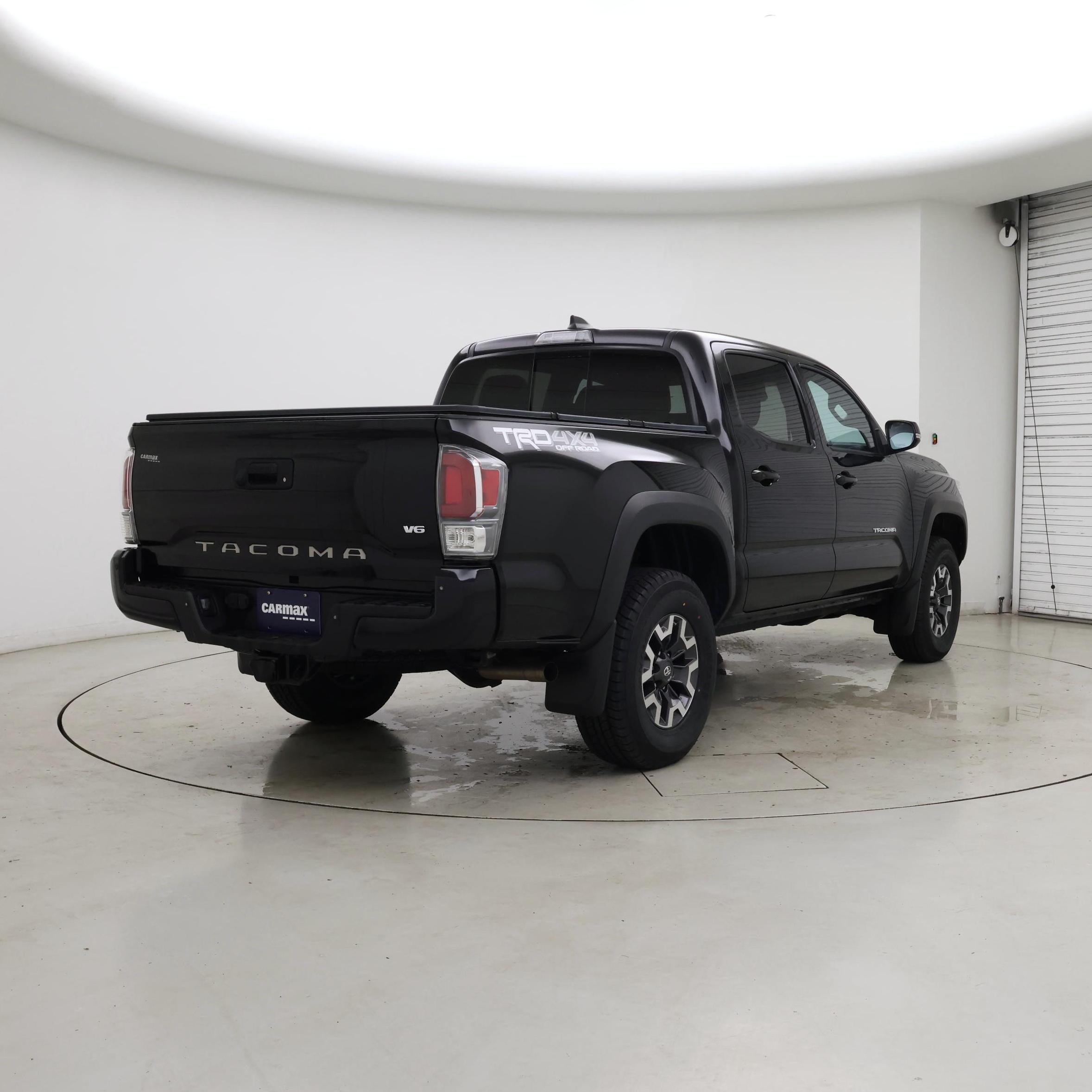 Thumbnail: 2020 Toyota Tacoma - 8