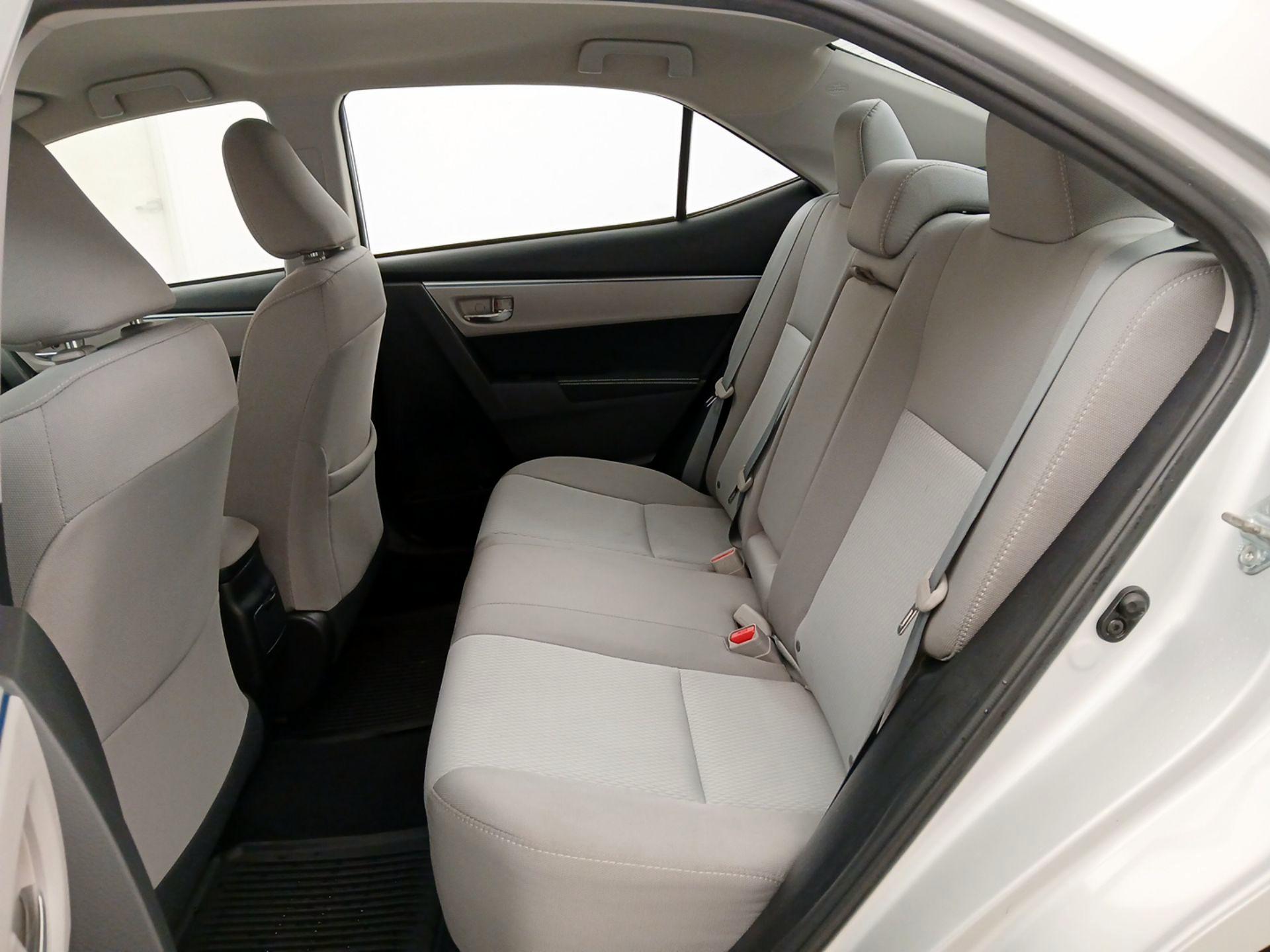 Thumbnail: 2016 Toyota Corolla - 19