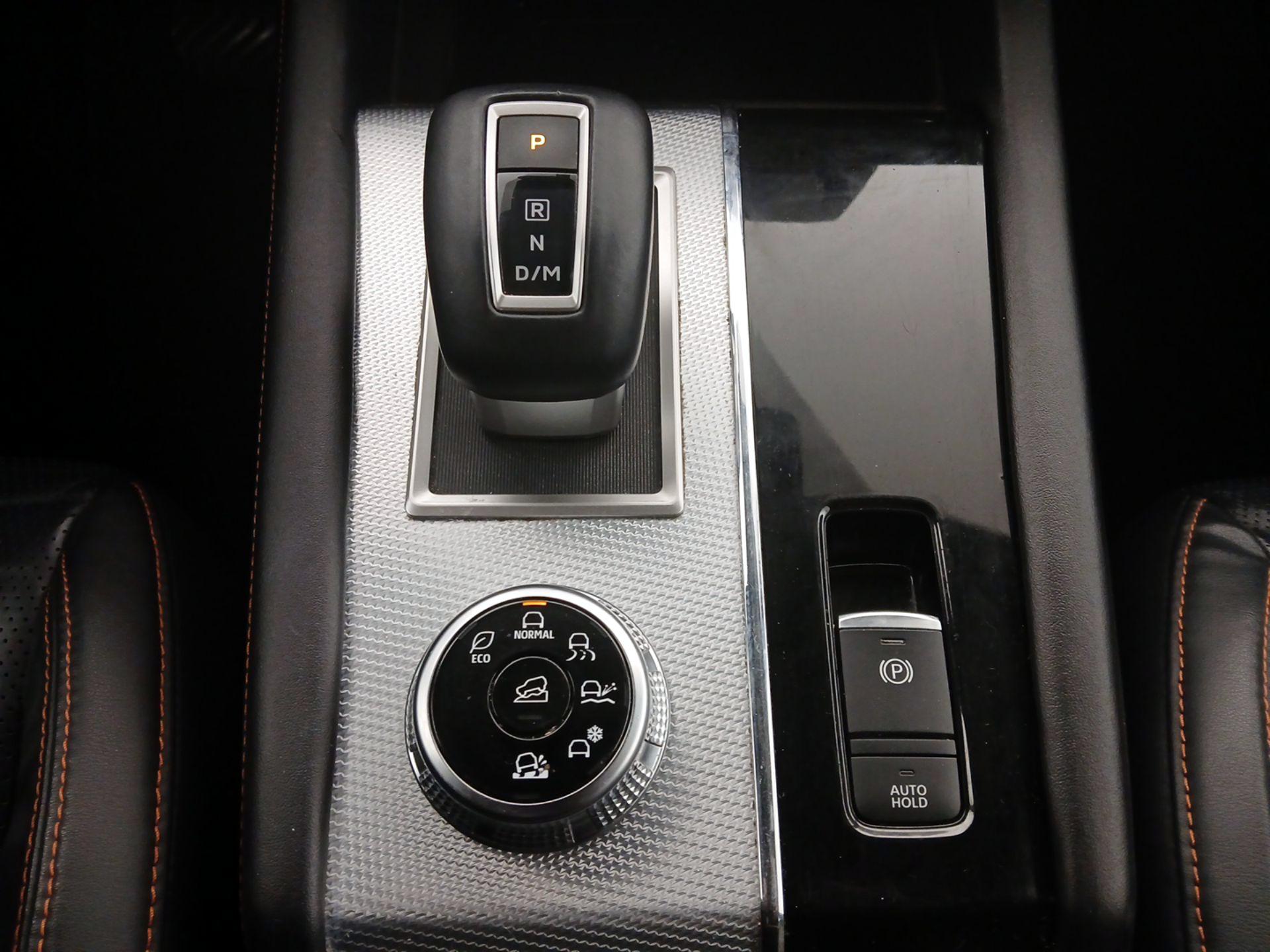 Thumbnail: 2022 Mitsubishi Outlander - 18