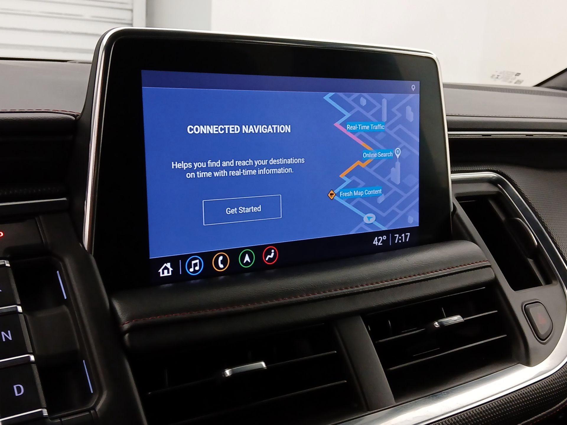 Thumbnail: 2021 Chevrolet Suburban - 14