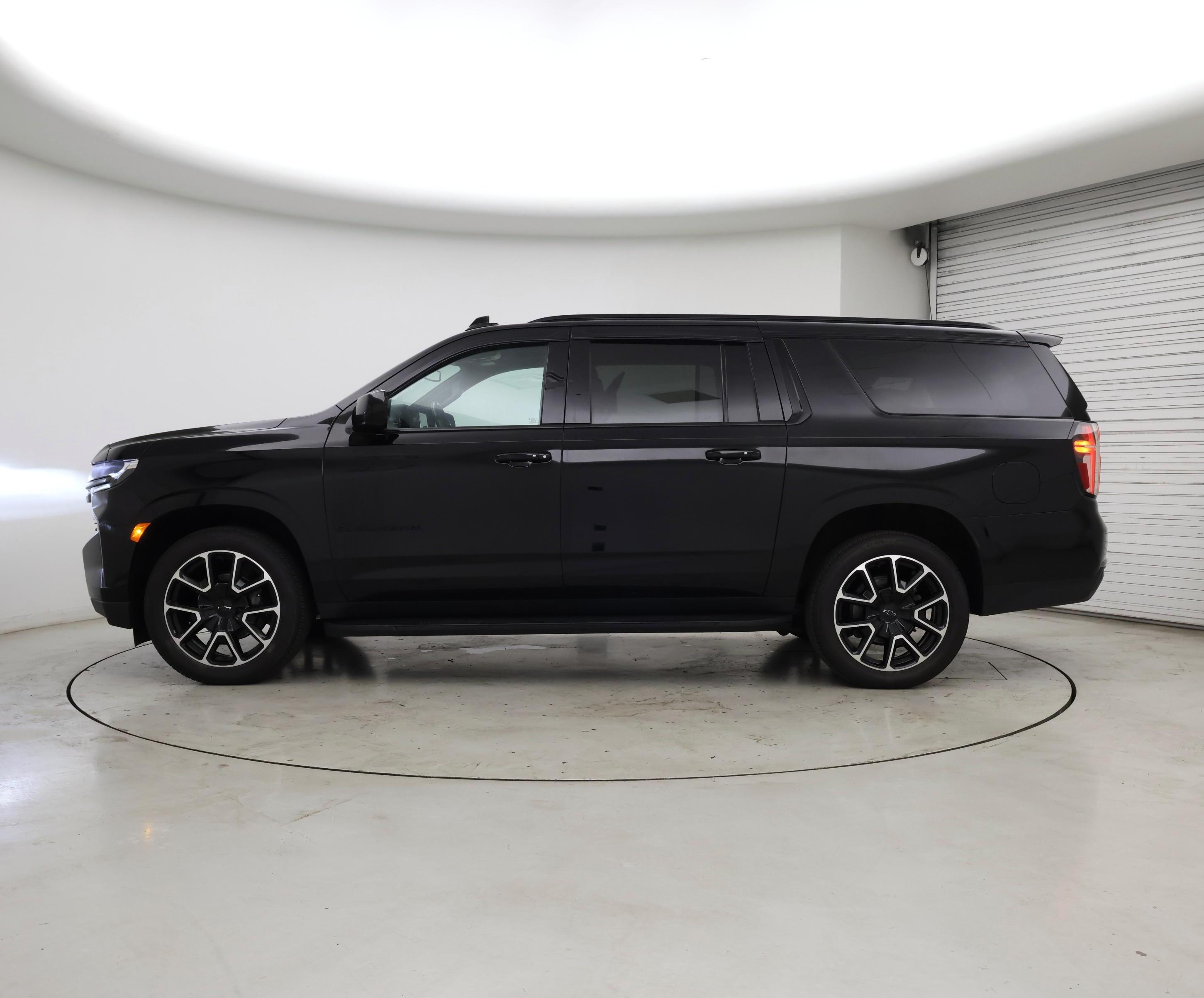 Thumbnail: 2021 Chevrolet Suburban - 3