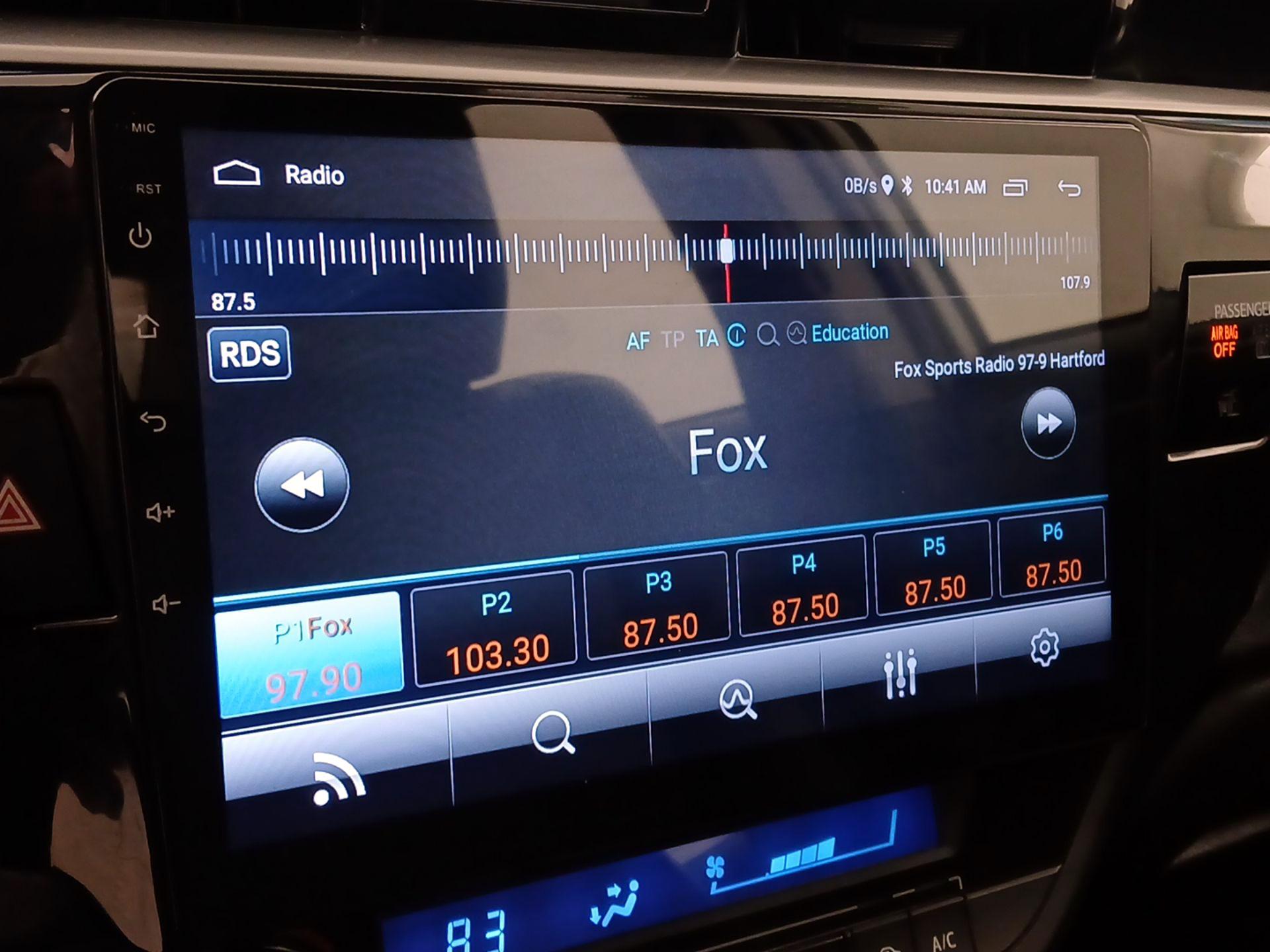 Thumbnail: 2014 Toyota Corolla - 16