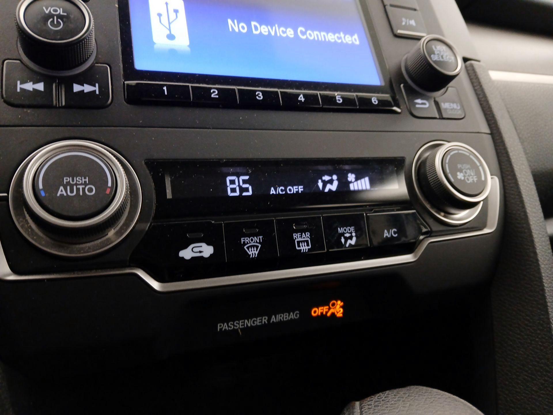 Thumbnail: 2017 Honda Civic - 16