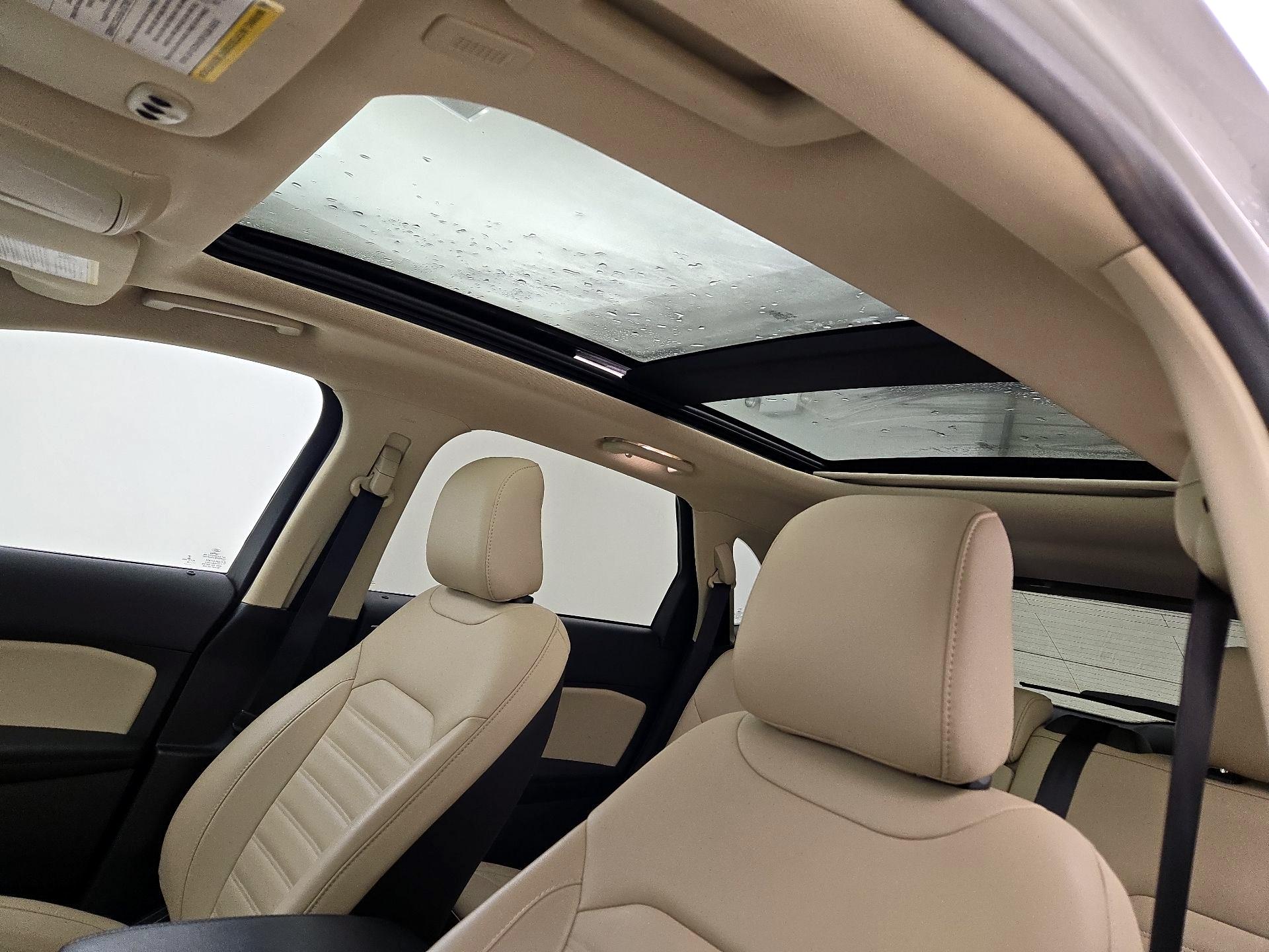 Thumbnail: 2020 Ford Edge - 20