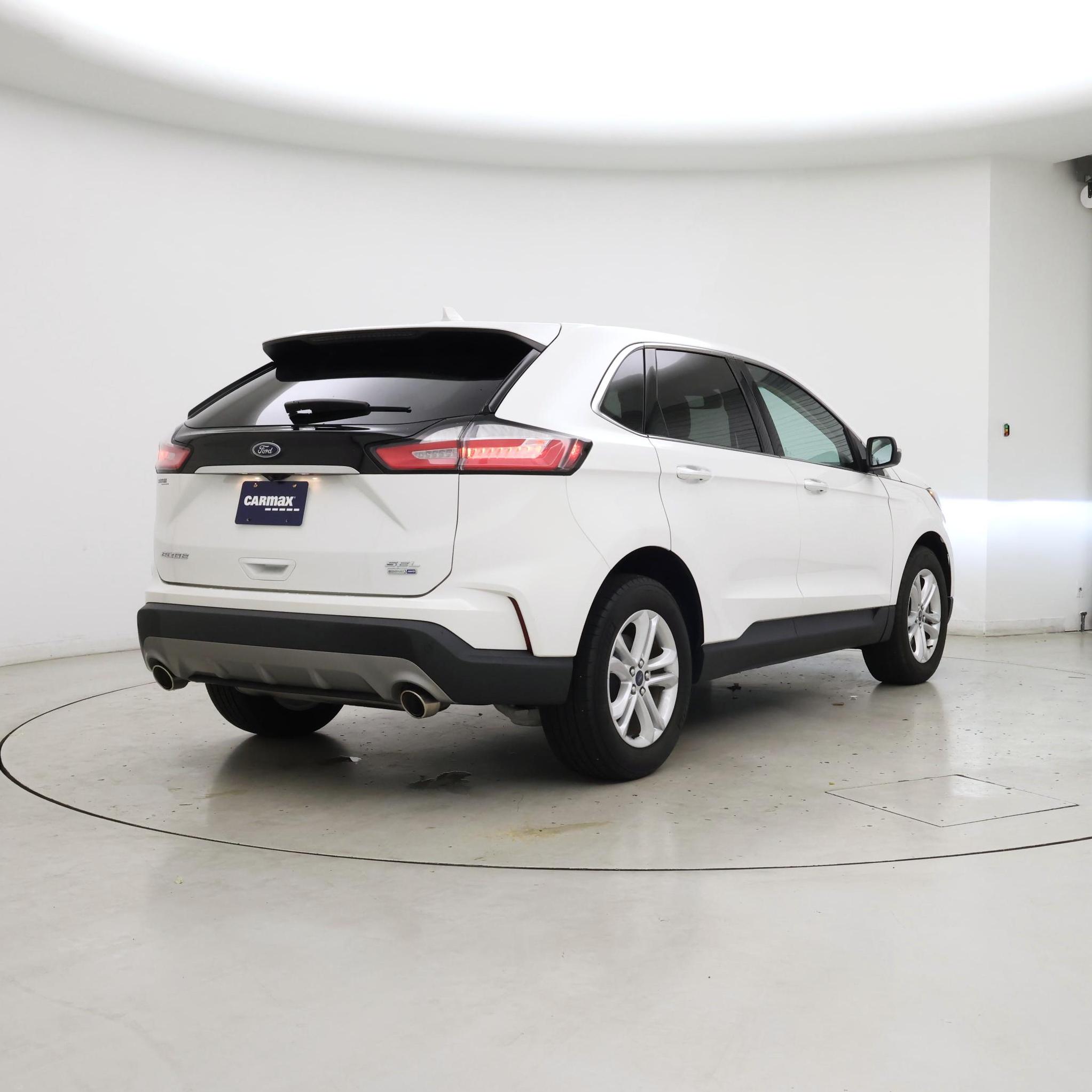 Thumbnail: 2020 Ford Edge - 8