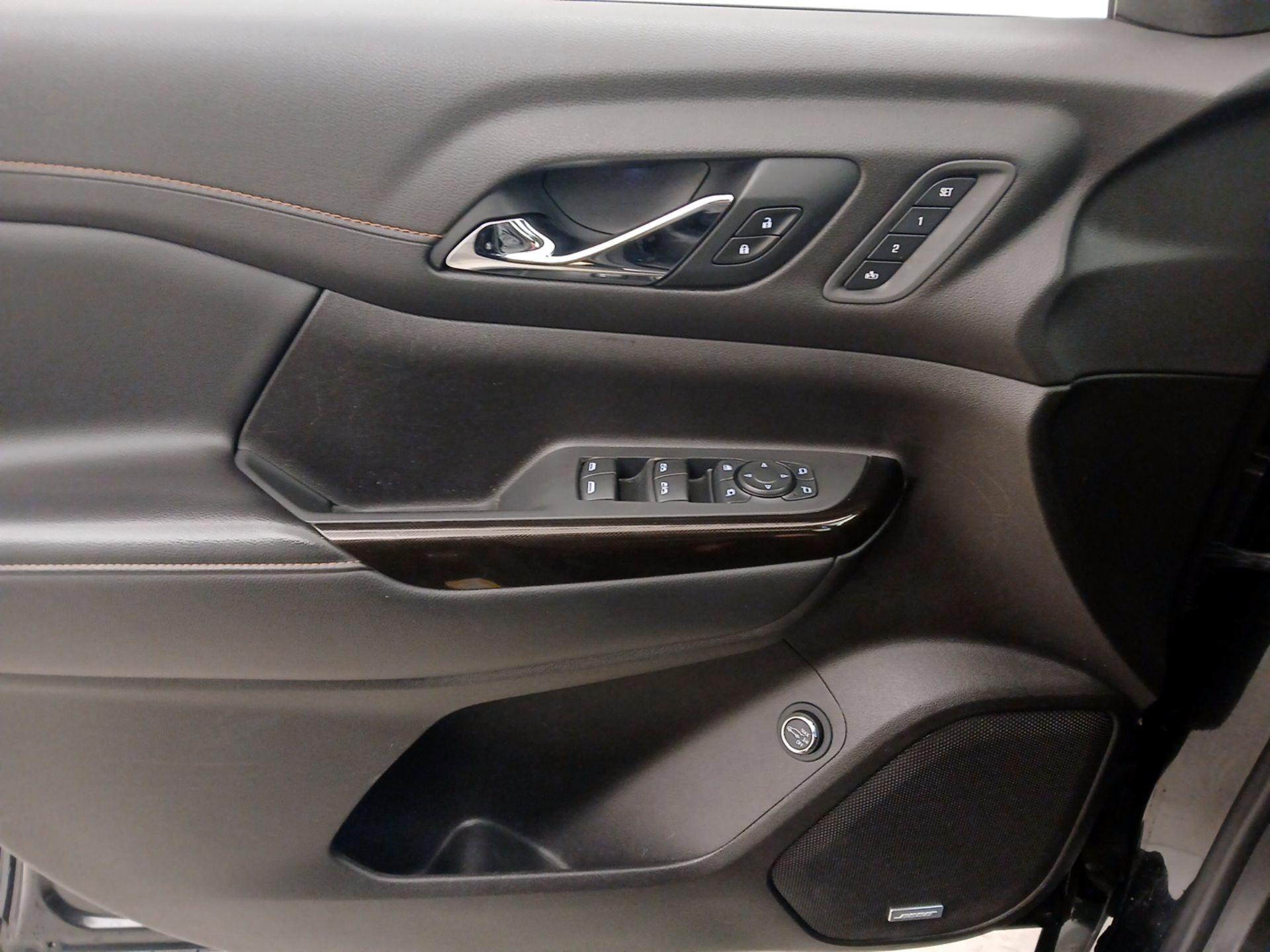 Thumbnail: 2021 GMC Acadia - 12