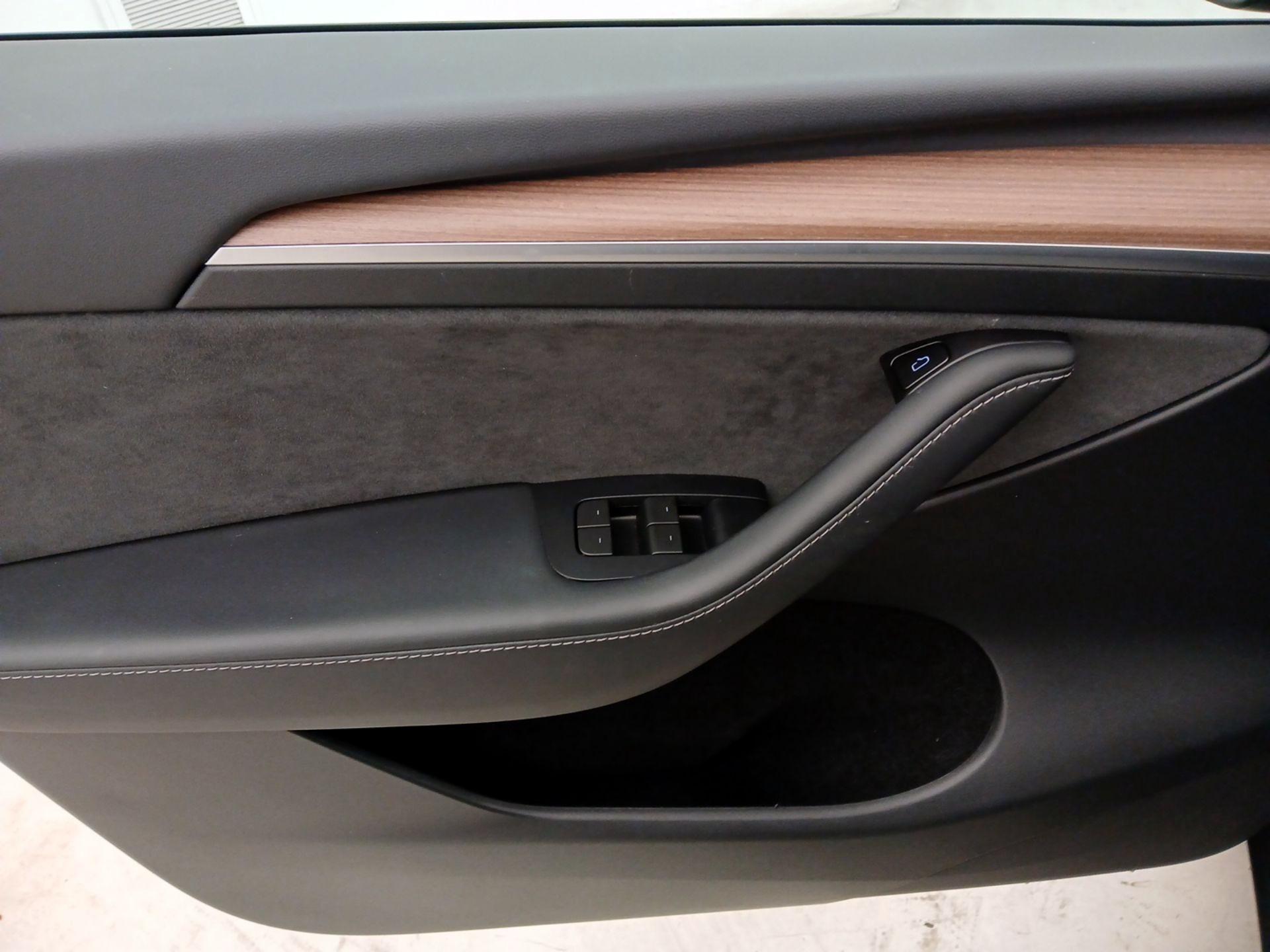 Thumbnail: 2024 Tesla Model Y - 12