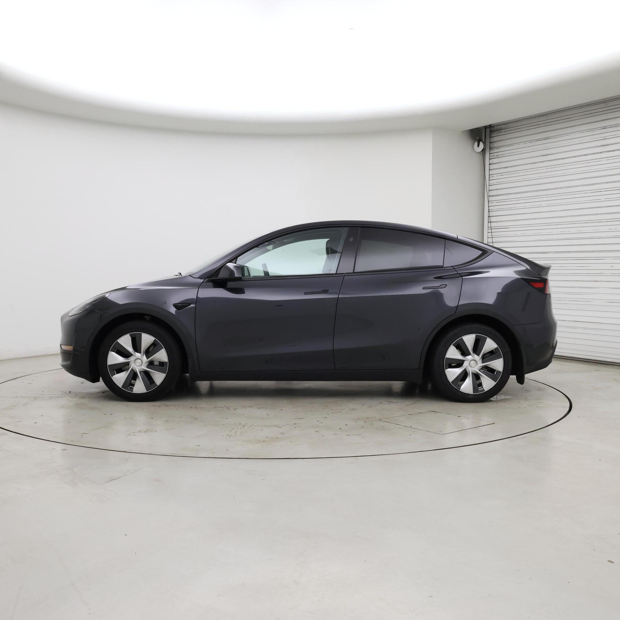 Thumbnail: 2024 Tesla Model Y - 3