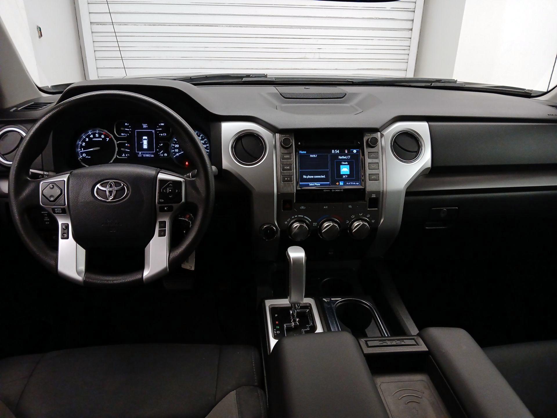 Thumbnail: 2019 Toyota Tundra - 9