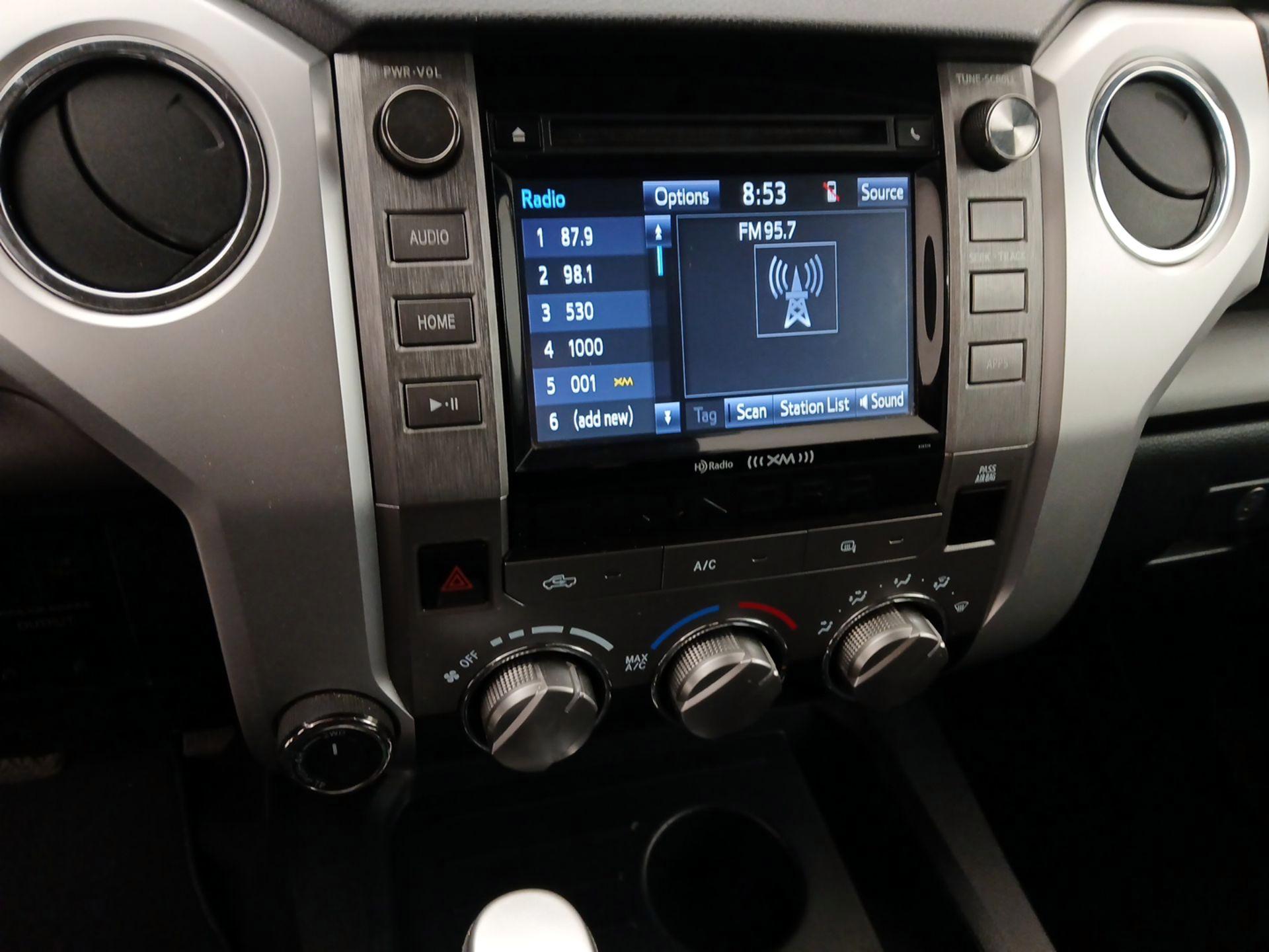 Thumbnail: 2019 Toyota Tundra - 15