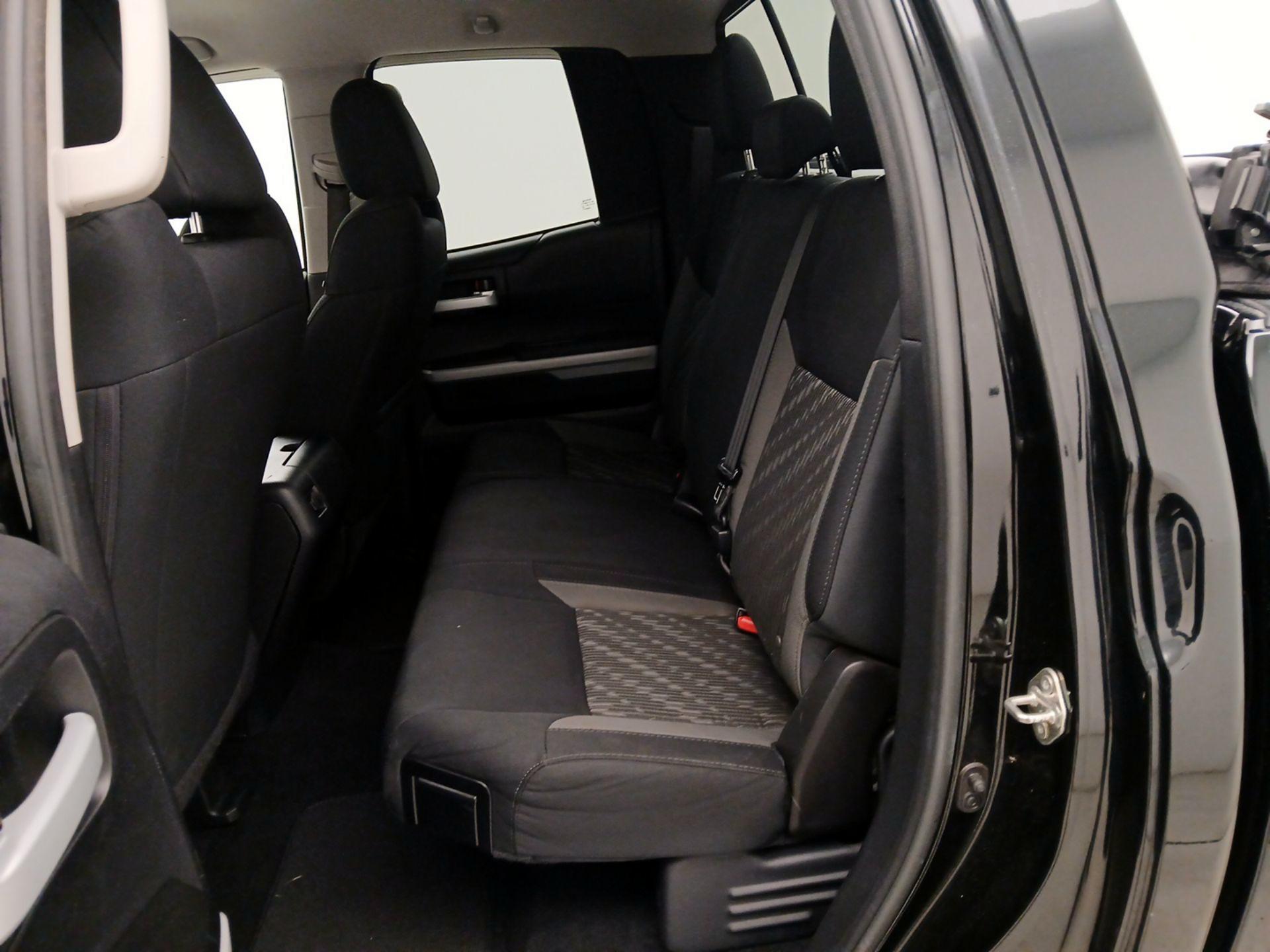 Thumbnail: 2019 Toyota Tundra - 19