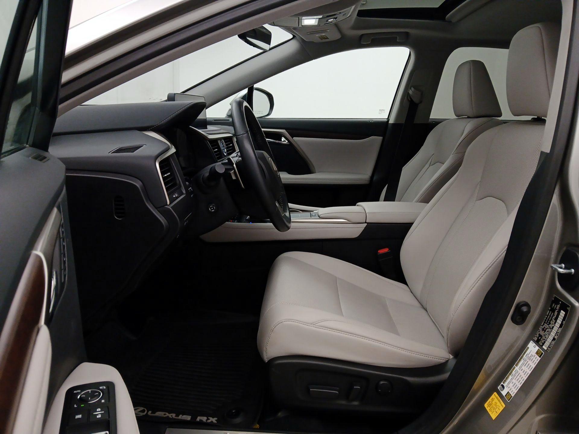 Thumbnail: 2020 Lexus RX - 11