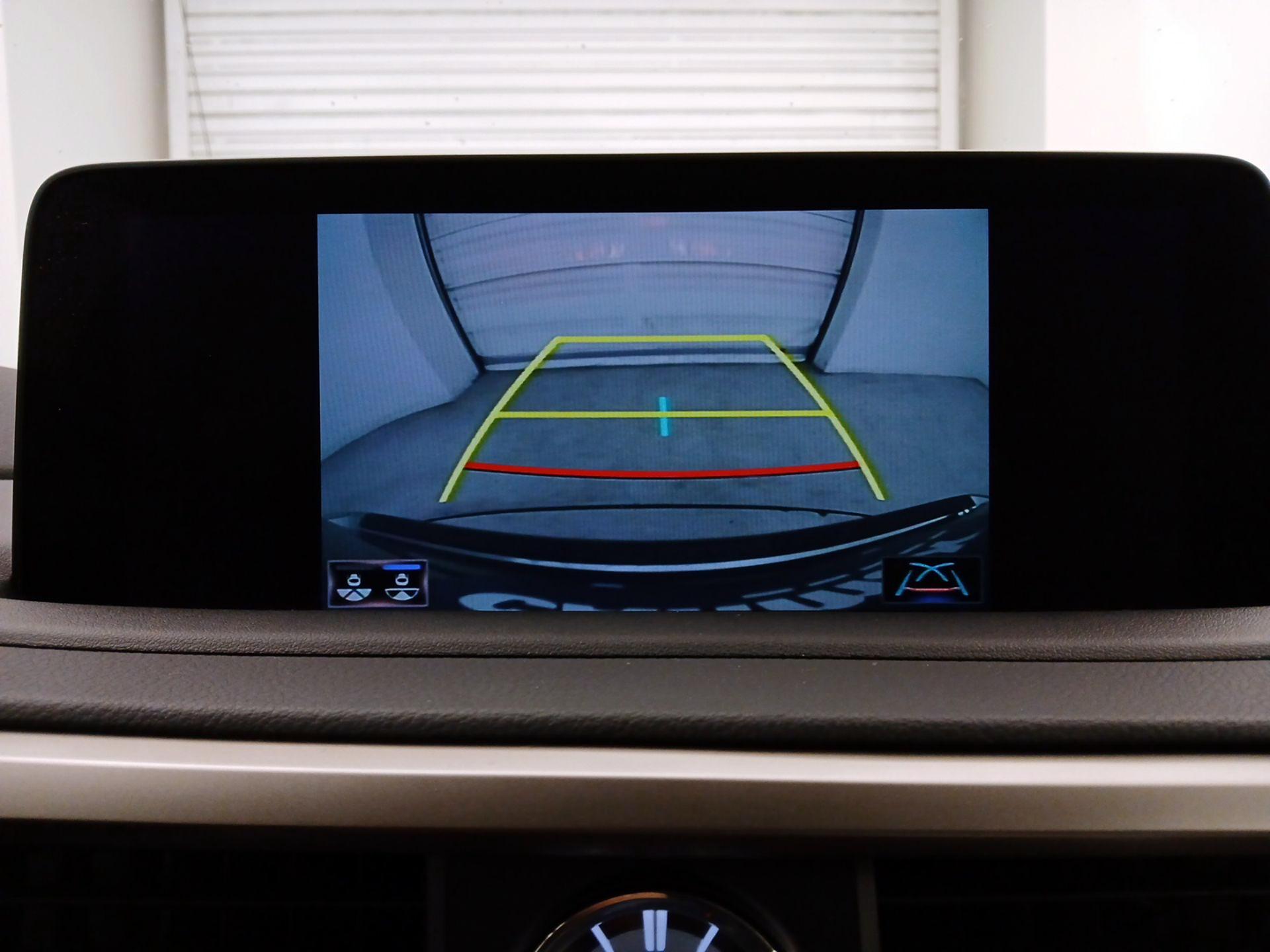 Thumbnail: 2020 Lexus RX - 15