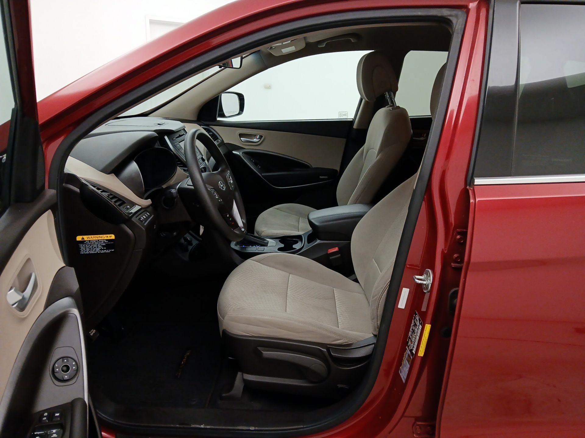 Thumbnail: 2017 Hyundai Santa Fe - 11