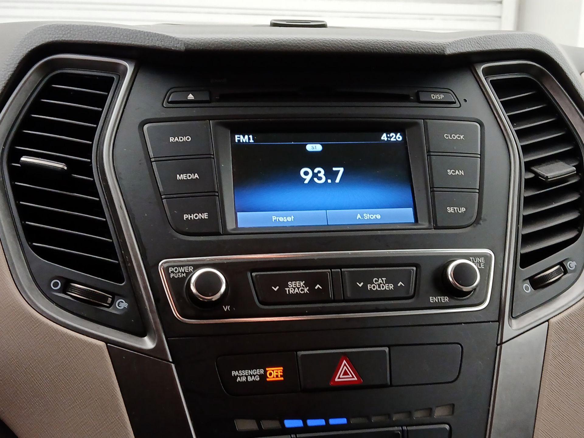 Thumbnail: 2017 Hyundai Santa Fe - 15