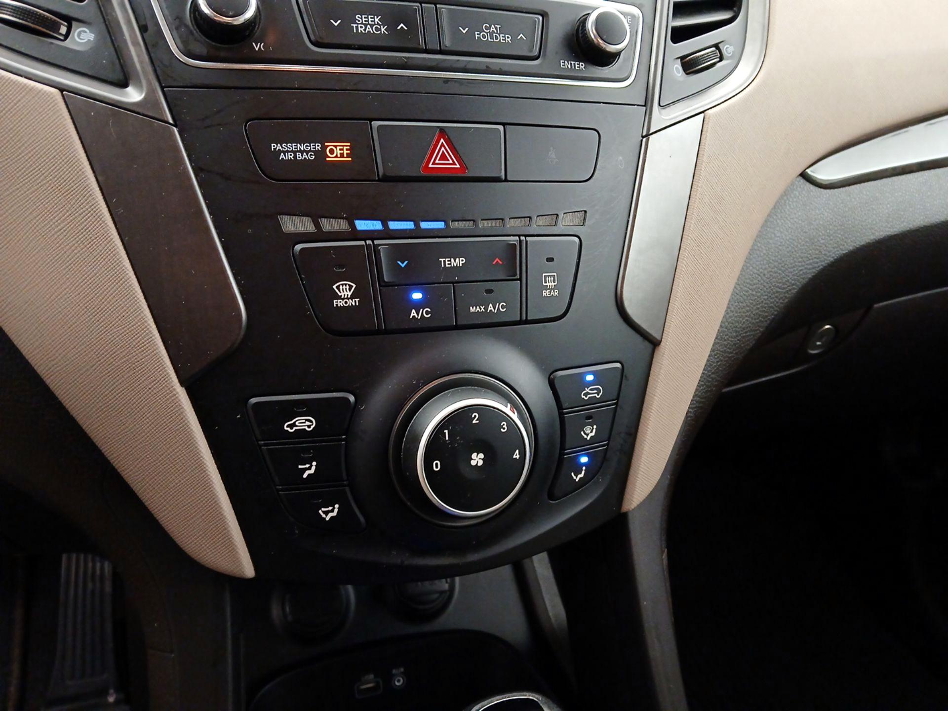 Thumbnail: 2017 Hyundai Santa Fe - 16