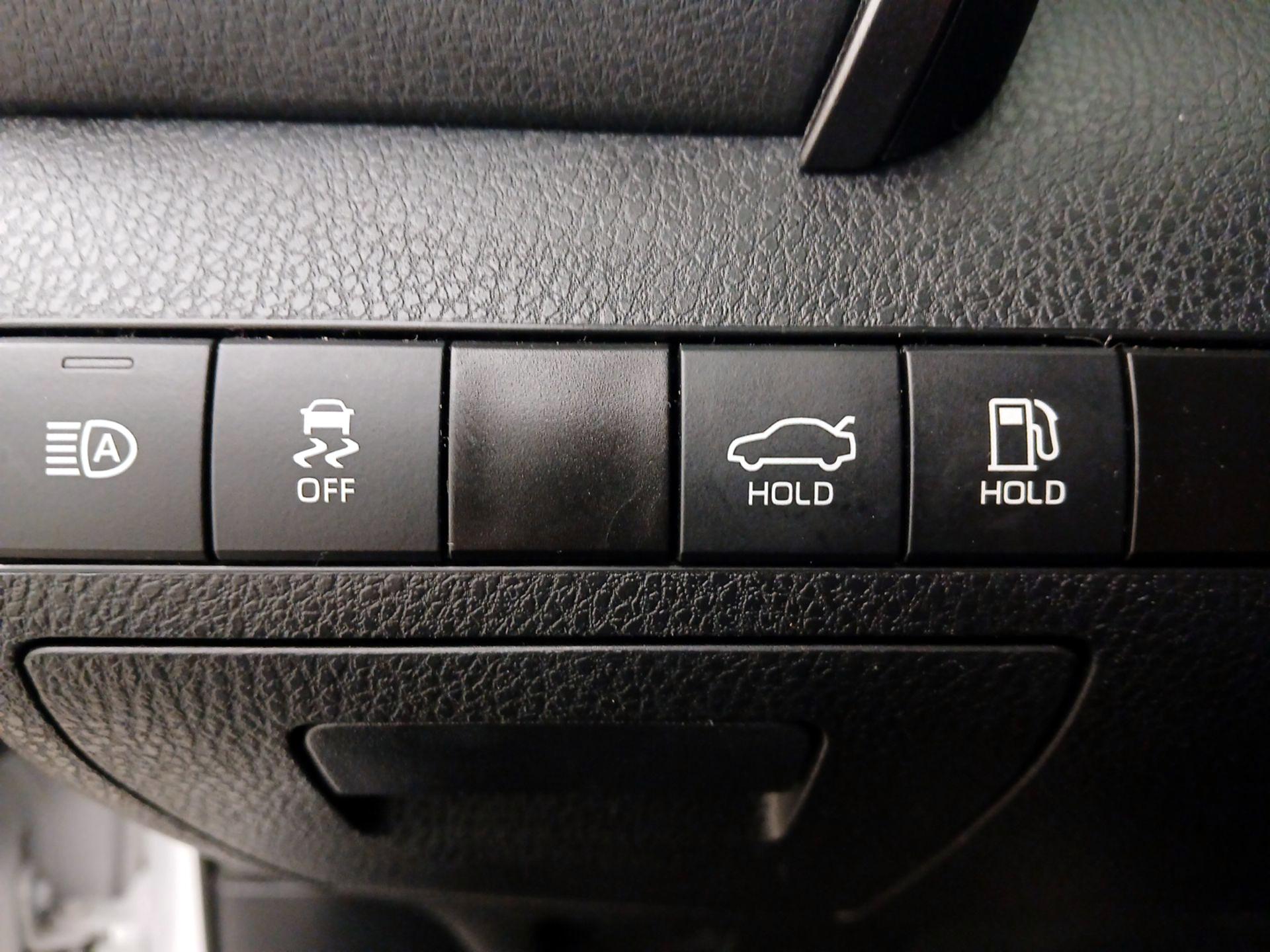 Thumbnail: 2023 Toyota Camry - 13