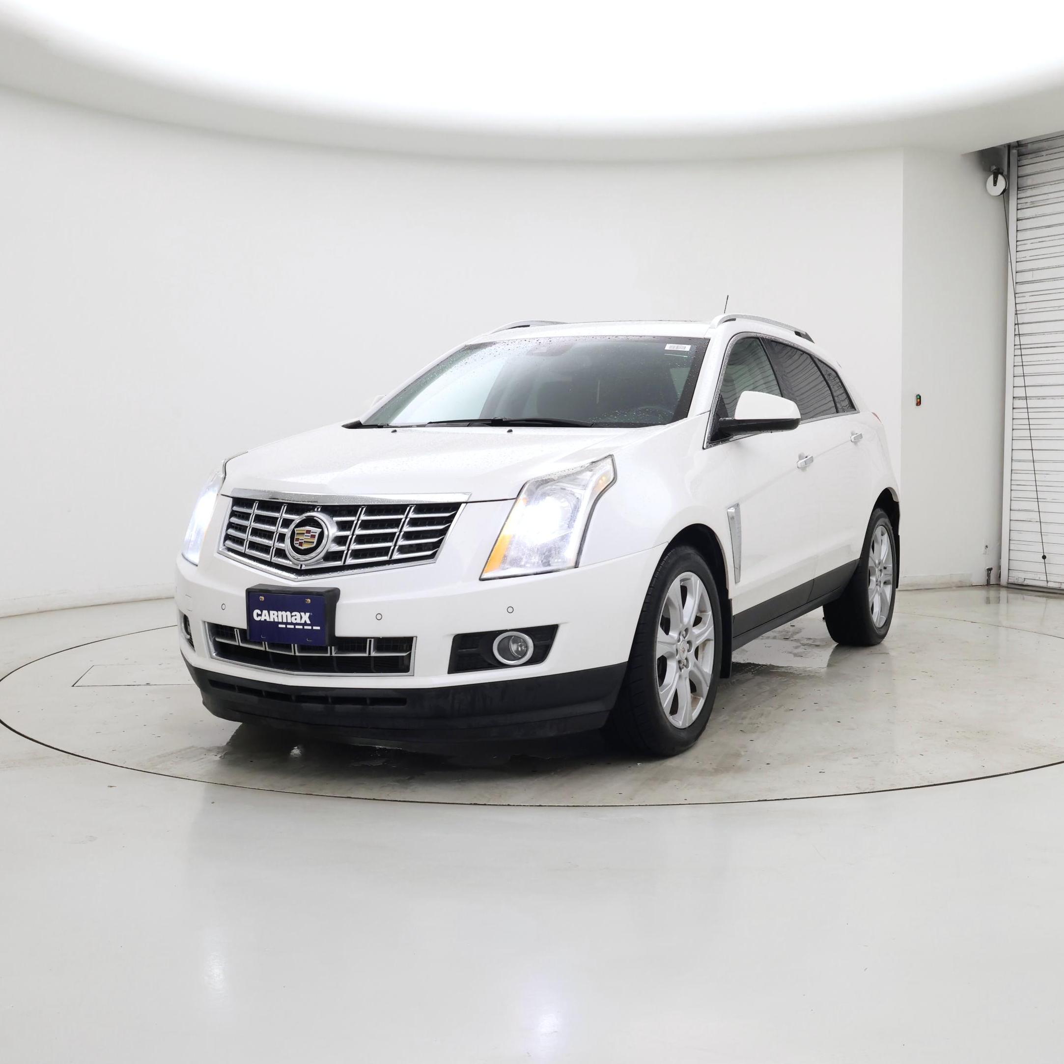 Thumbnail: 2015 Cadillac SRX - 4