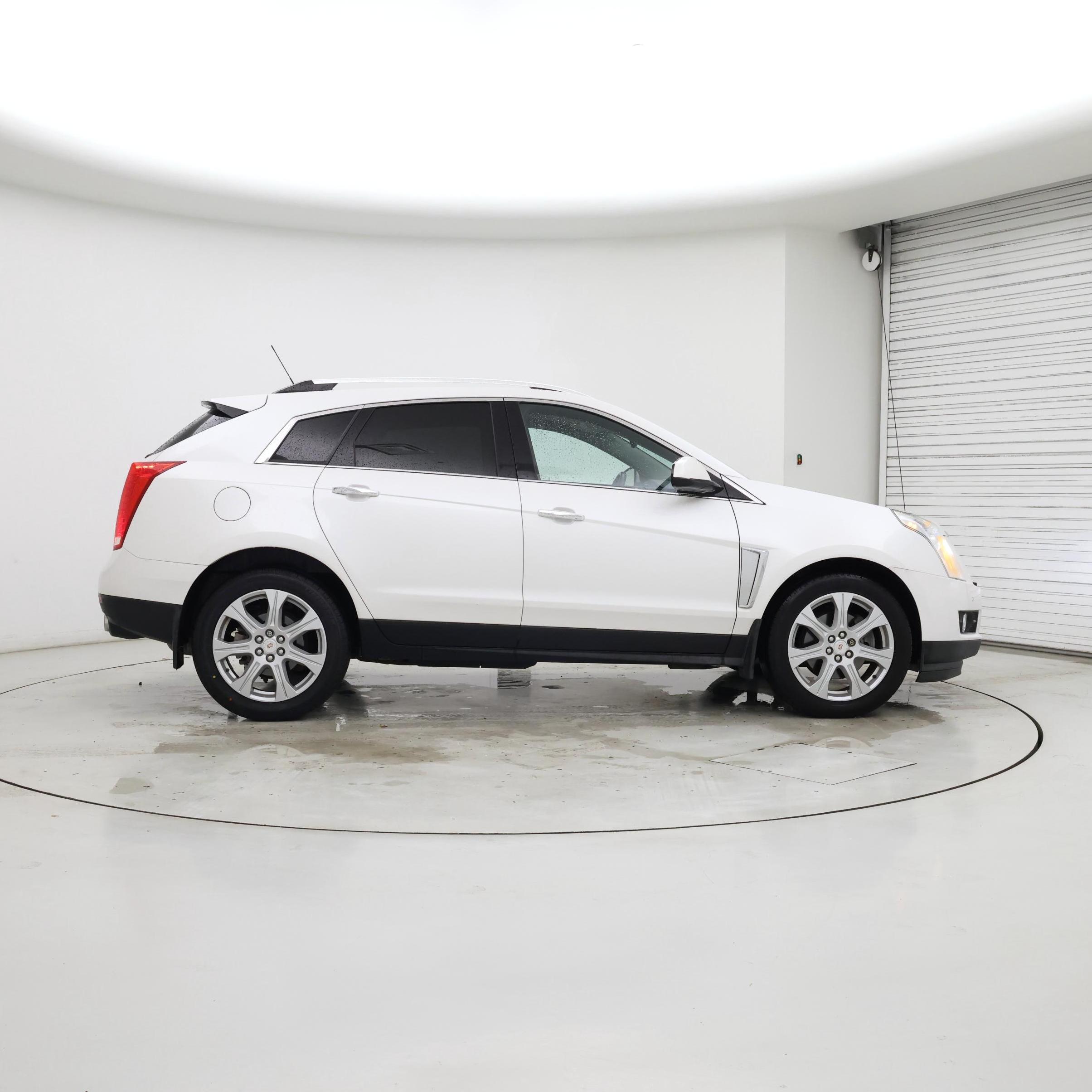Thumbnail: 2015 Cadillac SRX - 7