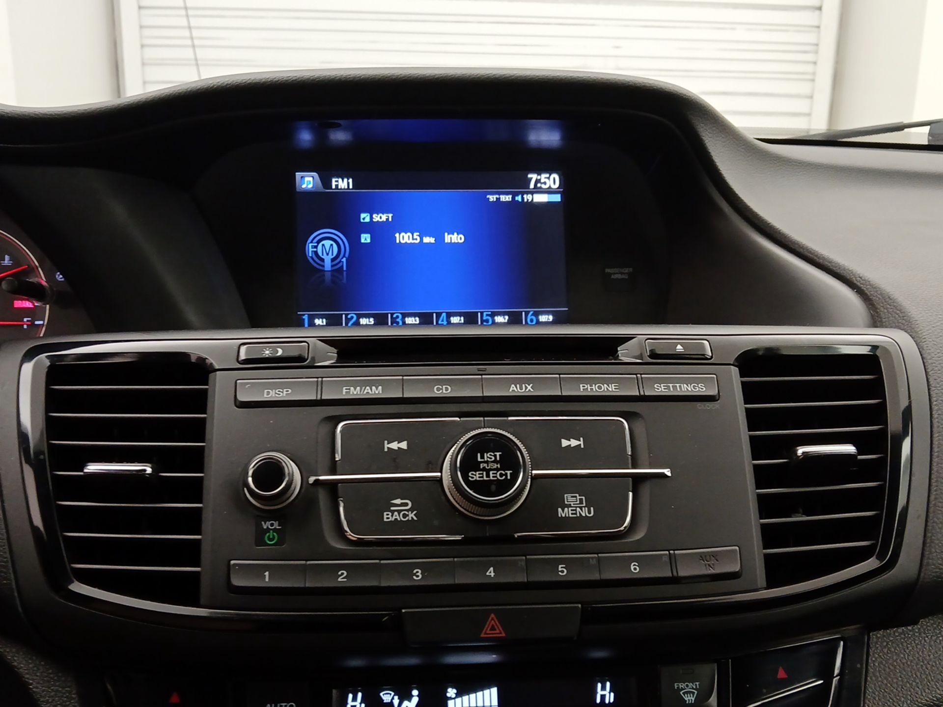 Thumbnail: 2017 Honda Accord - 15