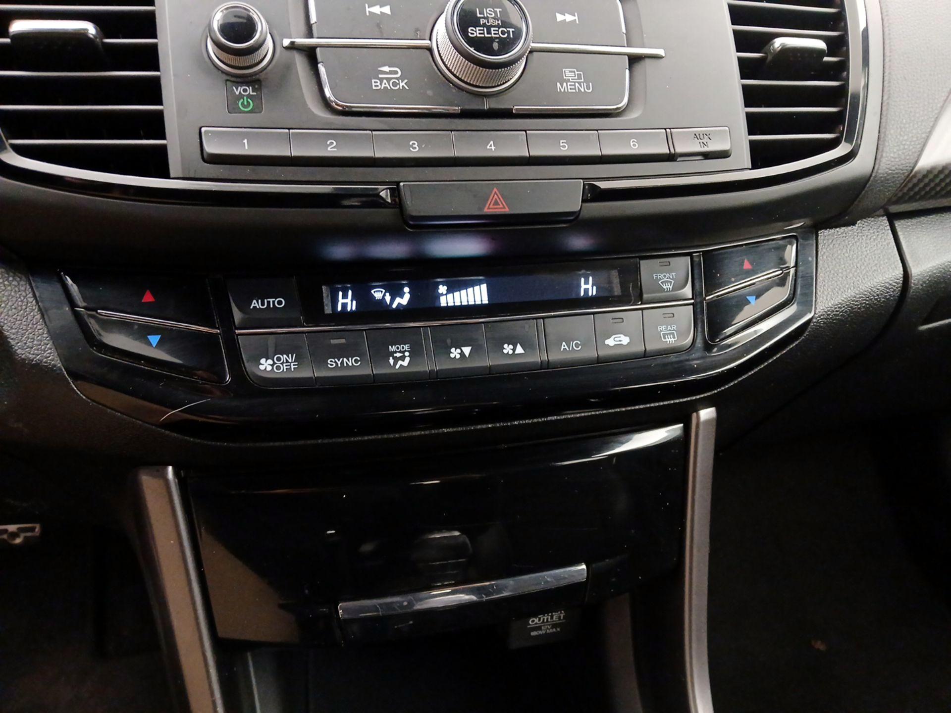 Thumbnail: 2017 Honda Accord - 16