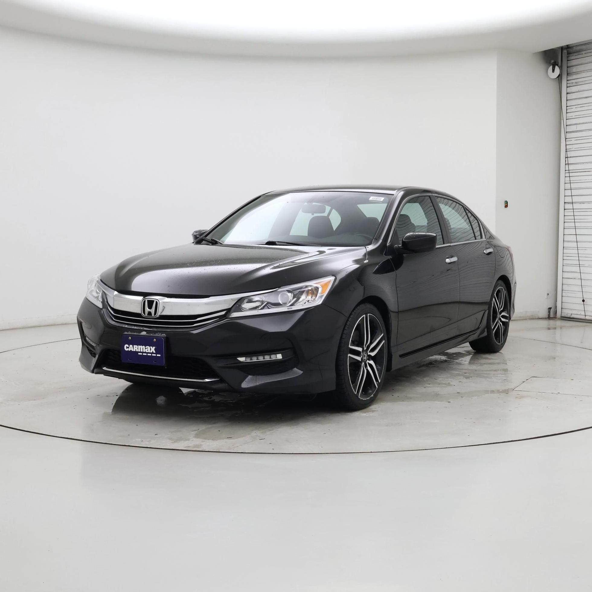 Thumbnail: 2017 Honda Accord - 4