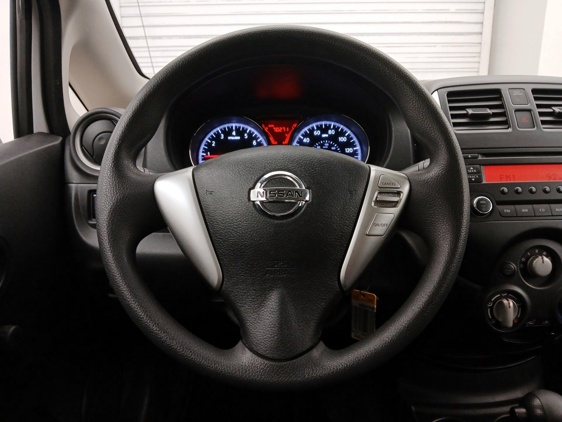 Thumbnail: 2014 Nissan Versa Note - 10